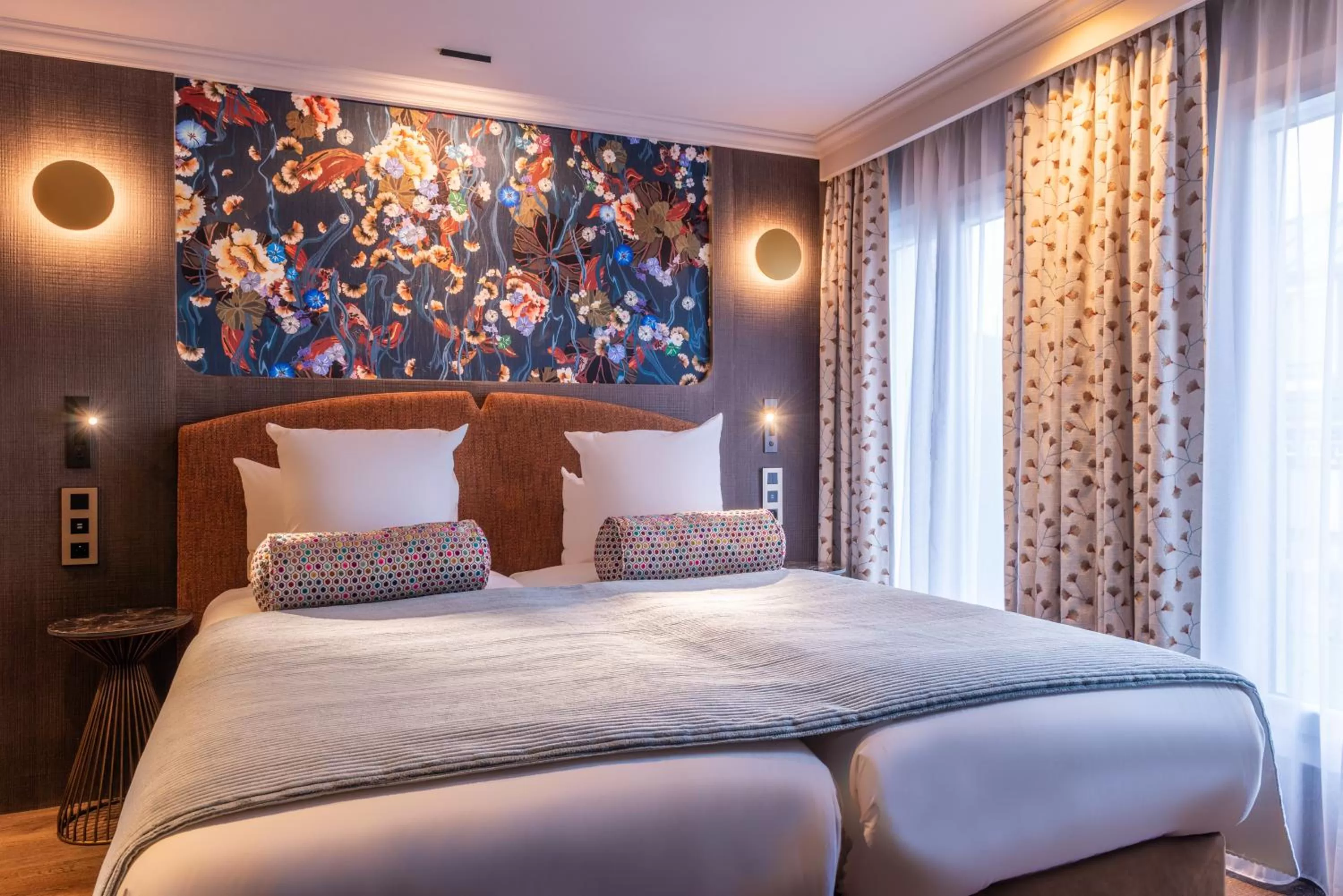 Bed in Maison Axel Opéra Paris