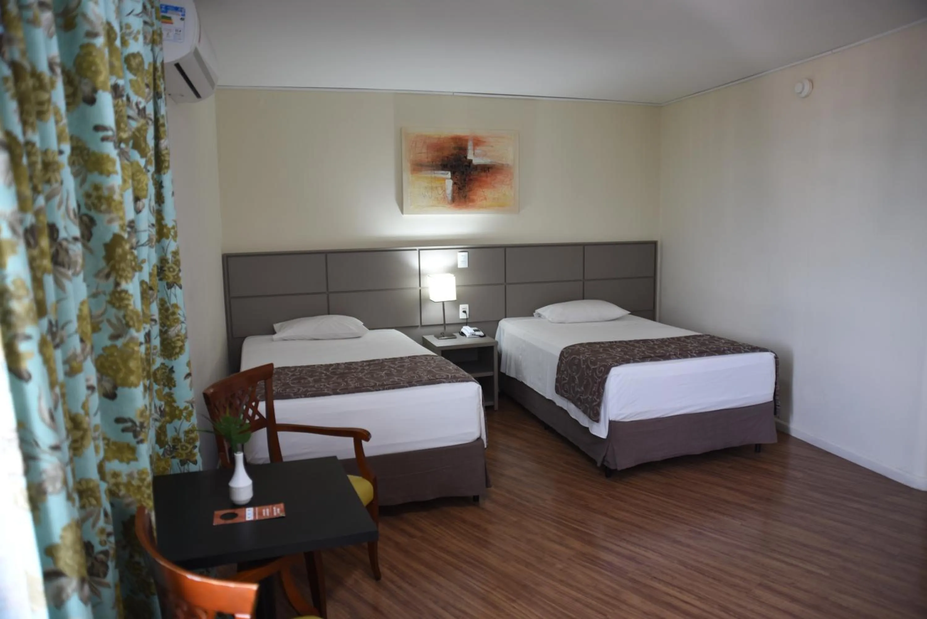 Bed in Hotel Golden Park Internacional Foz & Convenções By Nacional Inn