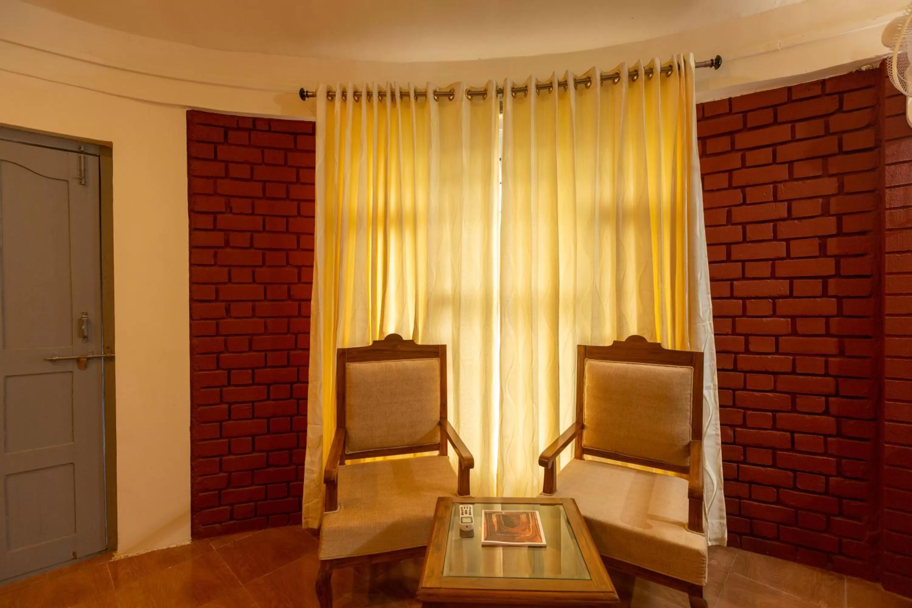 KSTDC Hotel Mayura Krishna Almatti