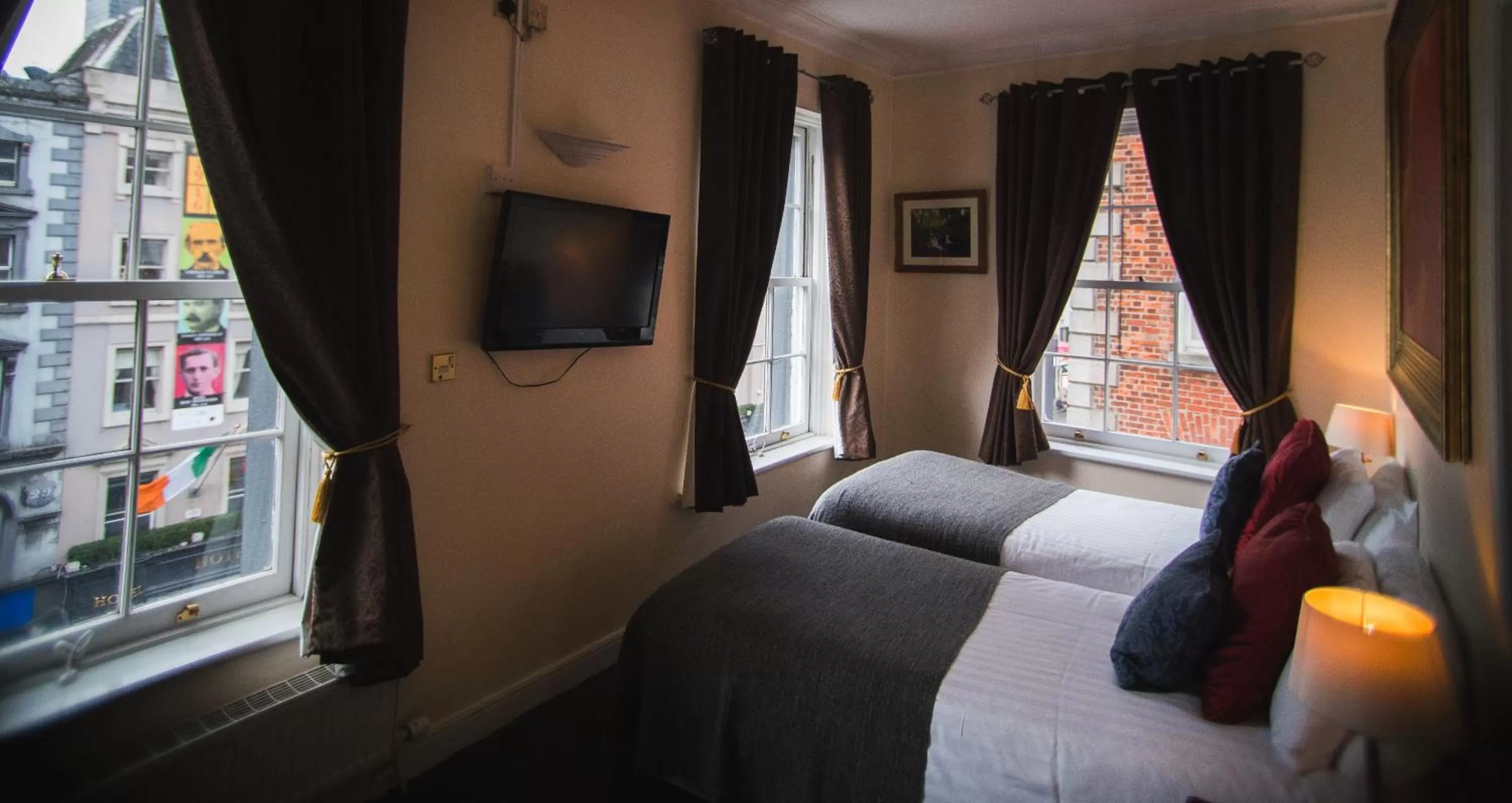 Bed in Dublin Citi Hotel of Temple Bar