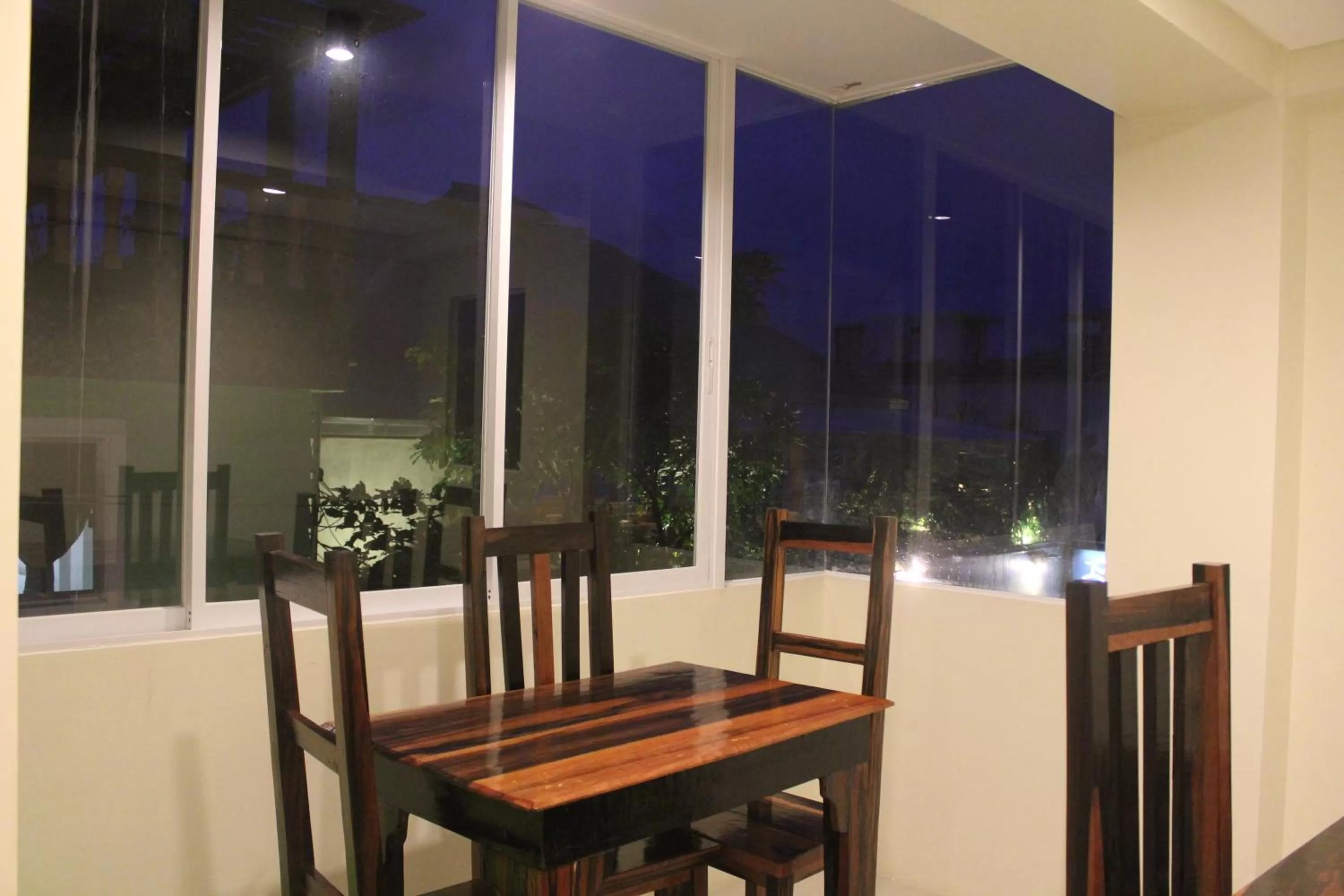 Decorative detail in Aqua Travel Lodge