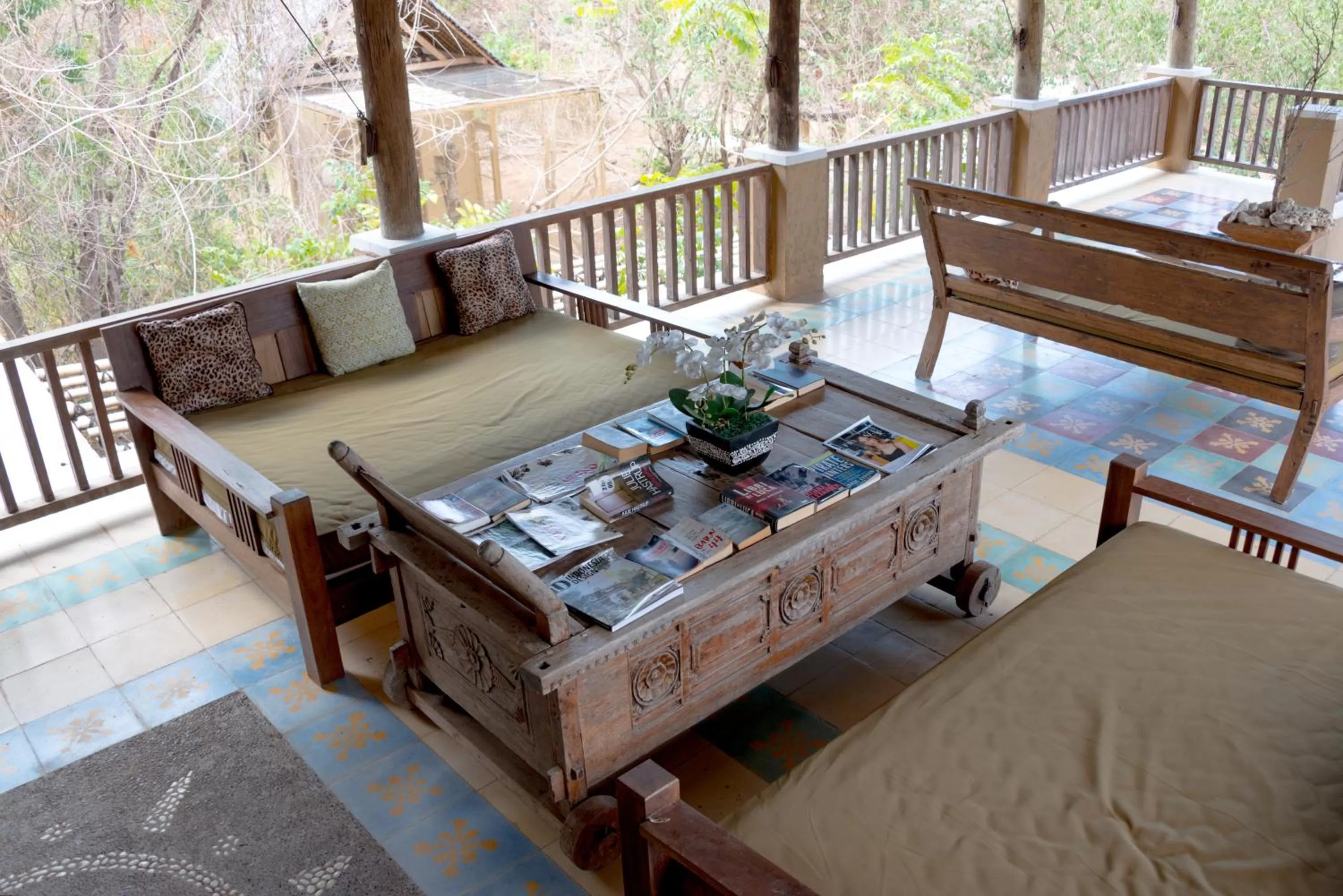 Library in NusaBay Menjangan
