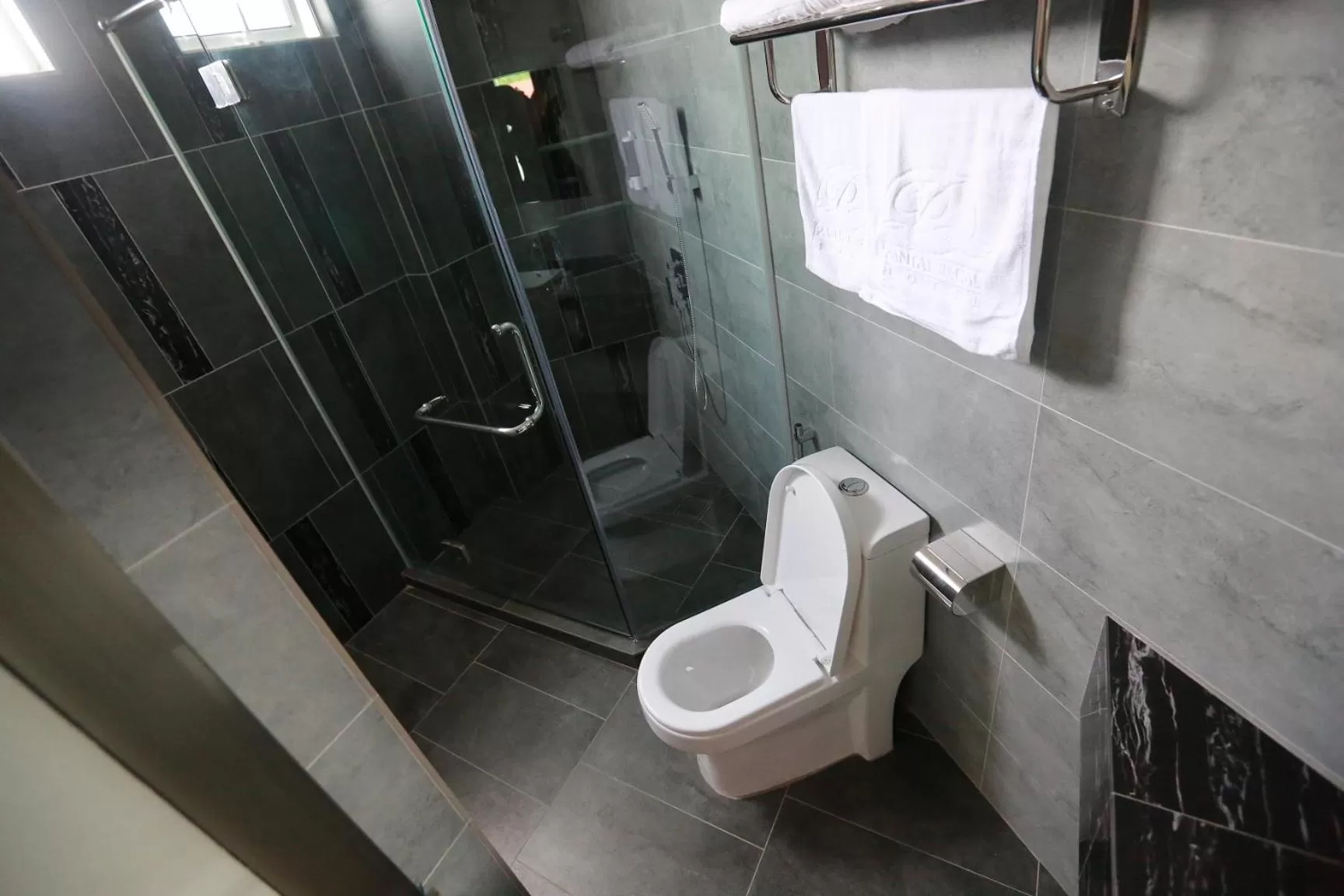 Pantai Regal Boutique Hotel