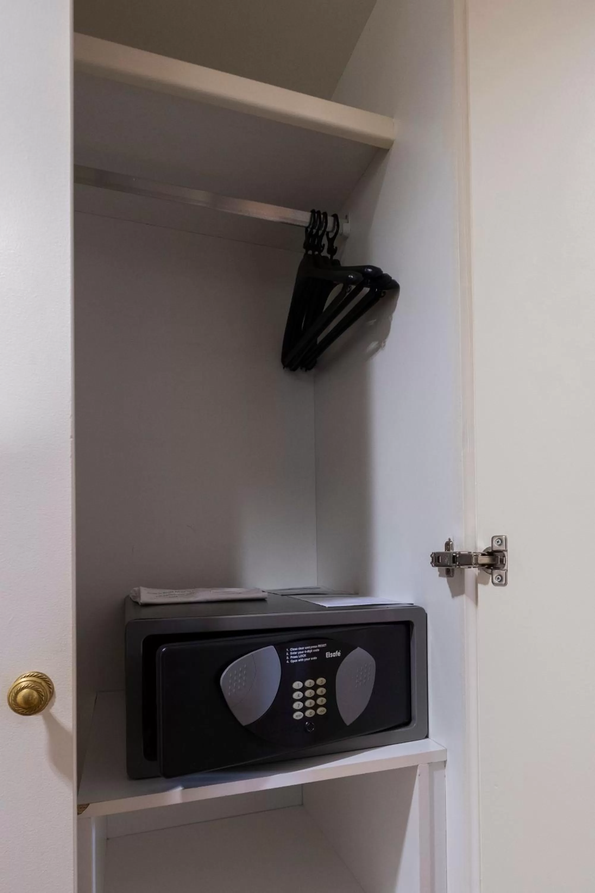 safe in Protea Hotel by Marriott Kimberley