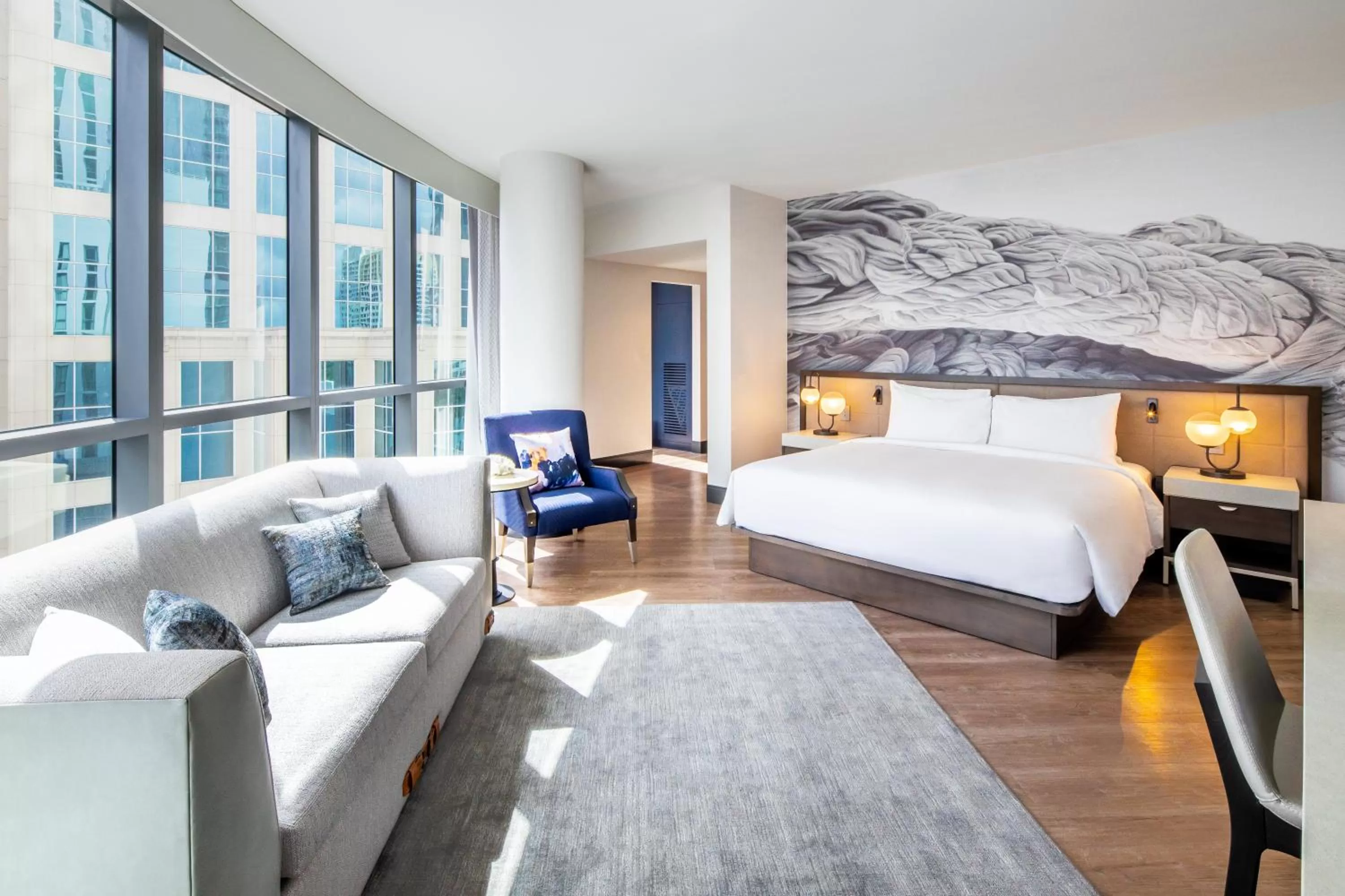 Photo of the whole room, Bed in Hyatt Centric Las Olas Fort Lauderdale