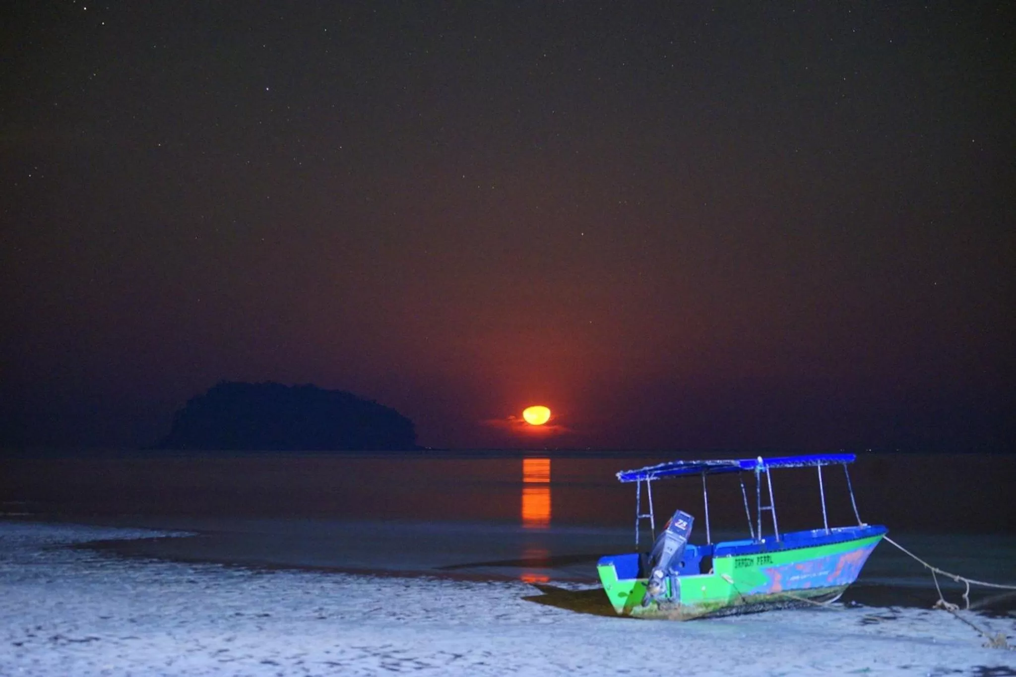 Dragon Pearl Beach Resort