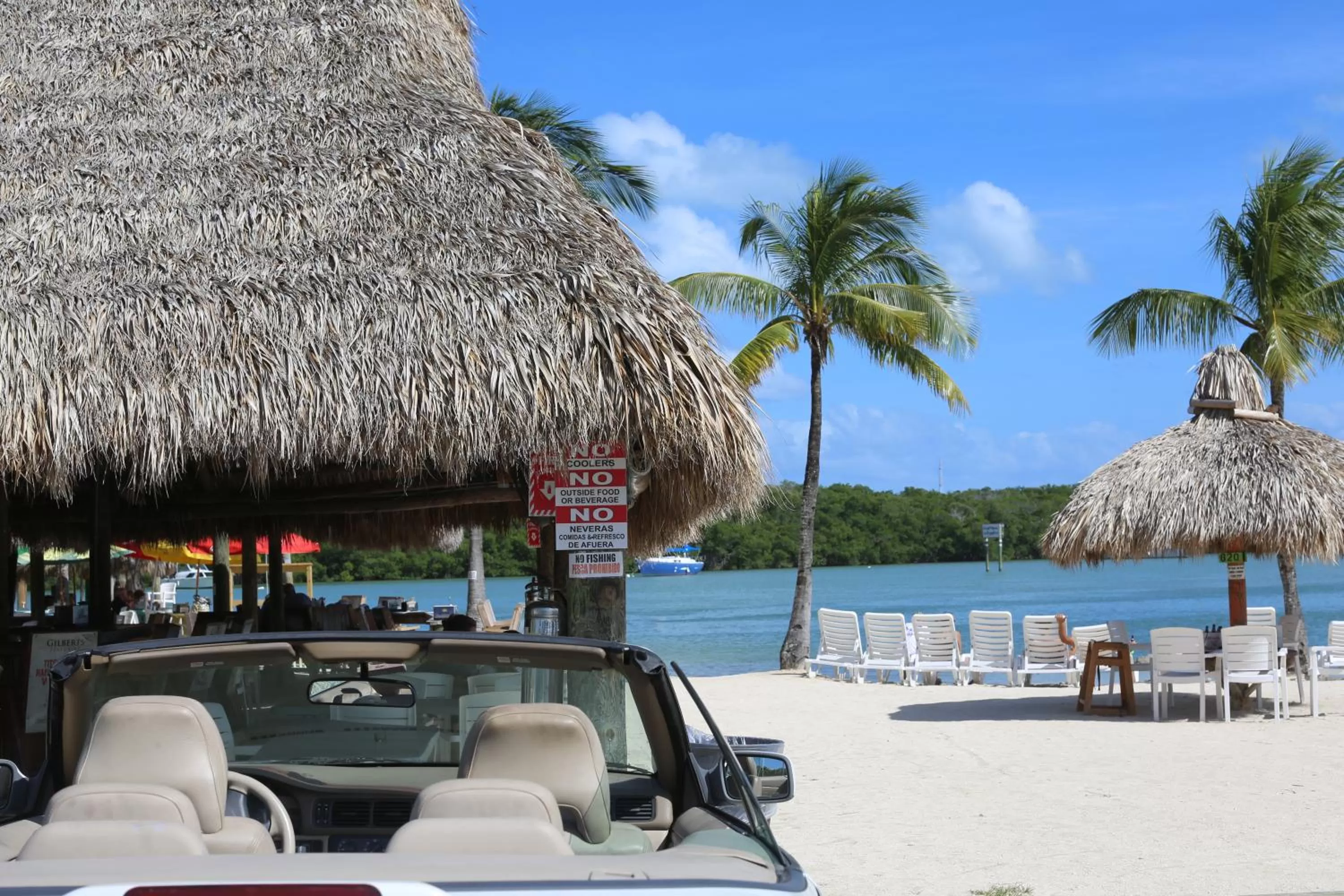 Parking in Gilbert's Resort