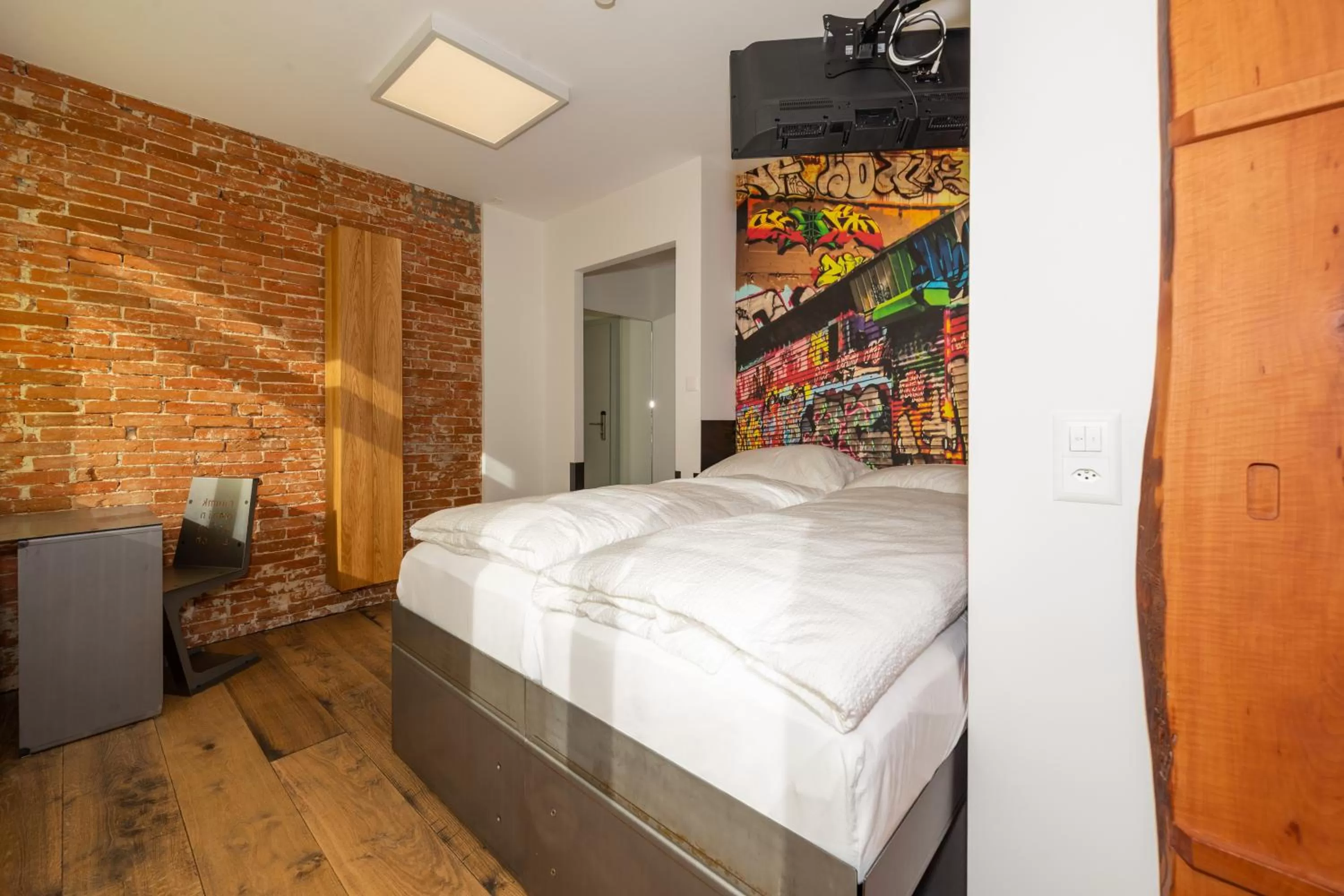 Bed in Boutique Hotel BS16 before Bern City Parking gratis