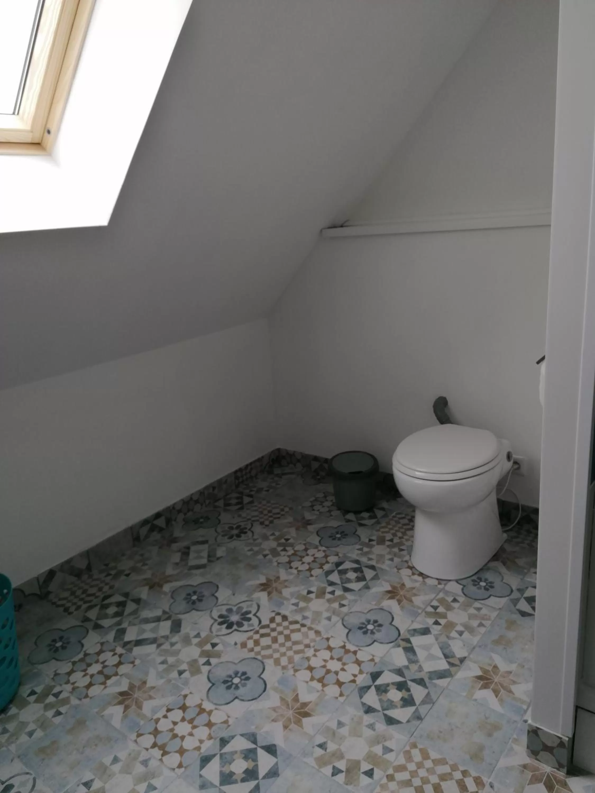 Toilet in À La Maison Du Bonheur