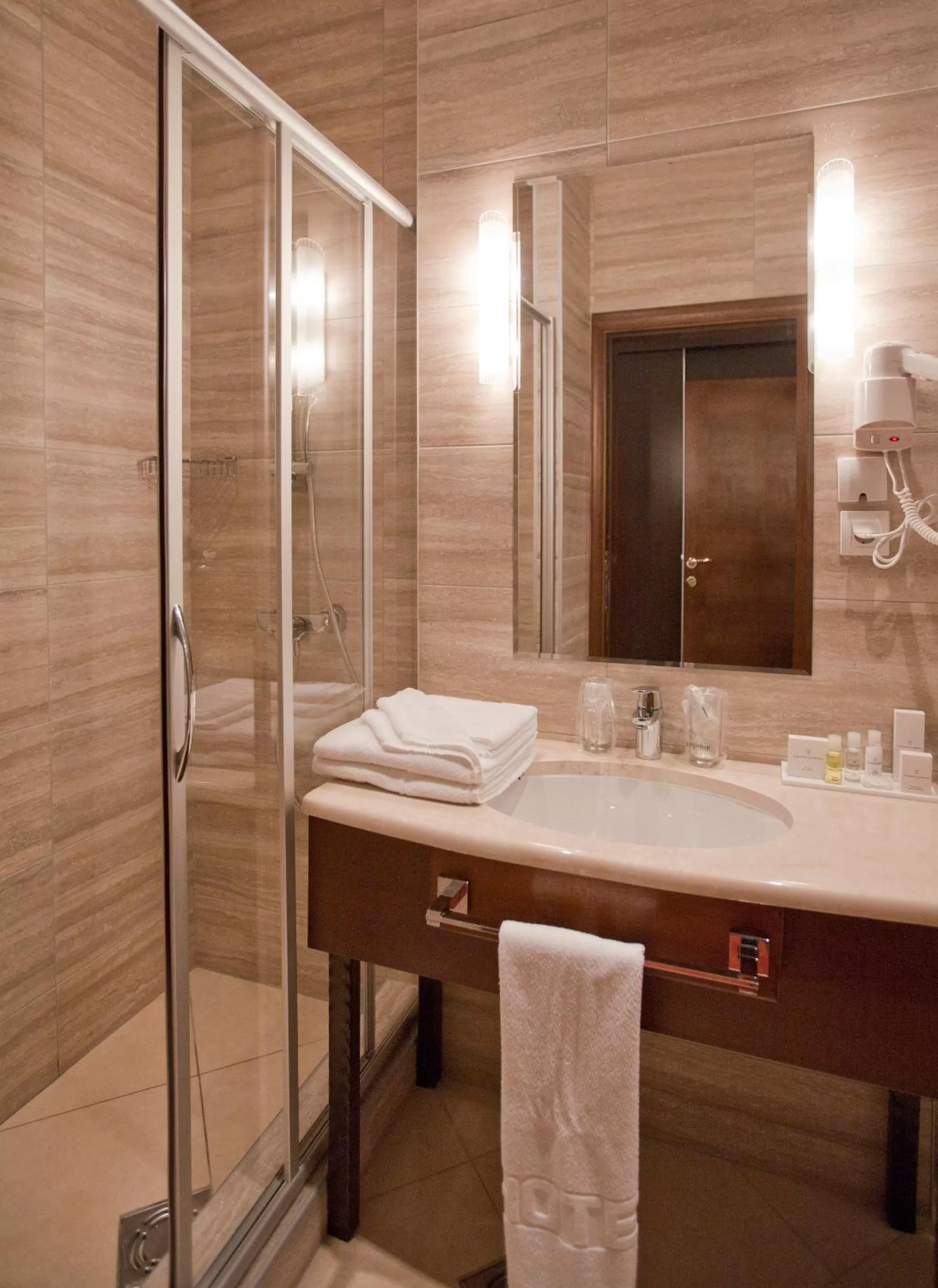 Bathroom in Manjež Centar