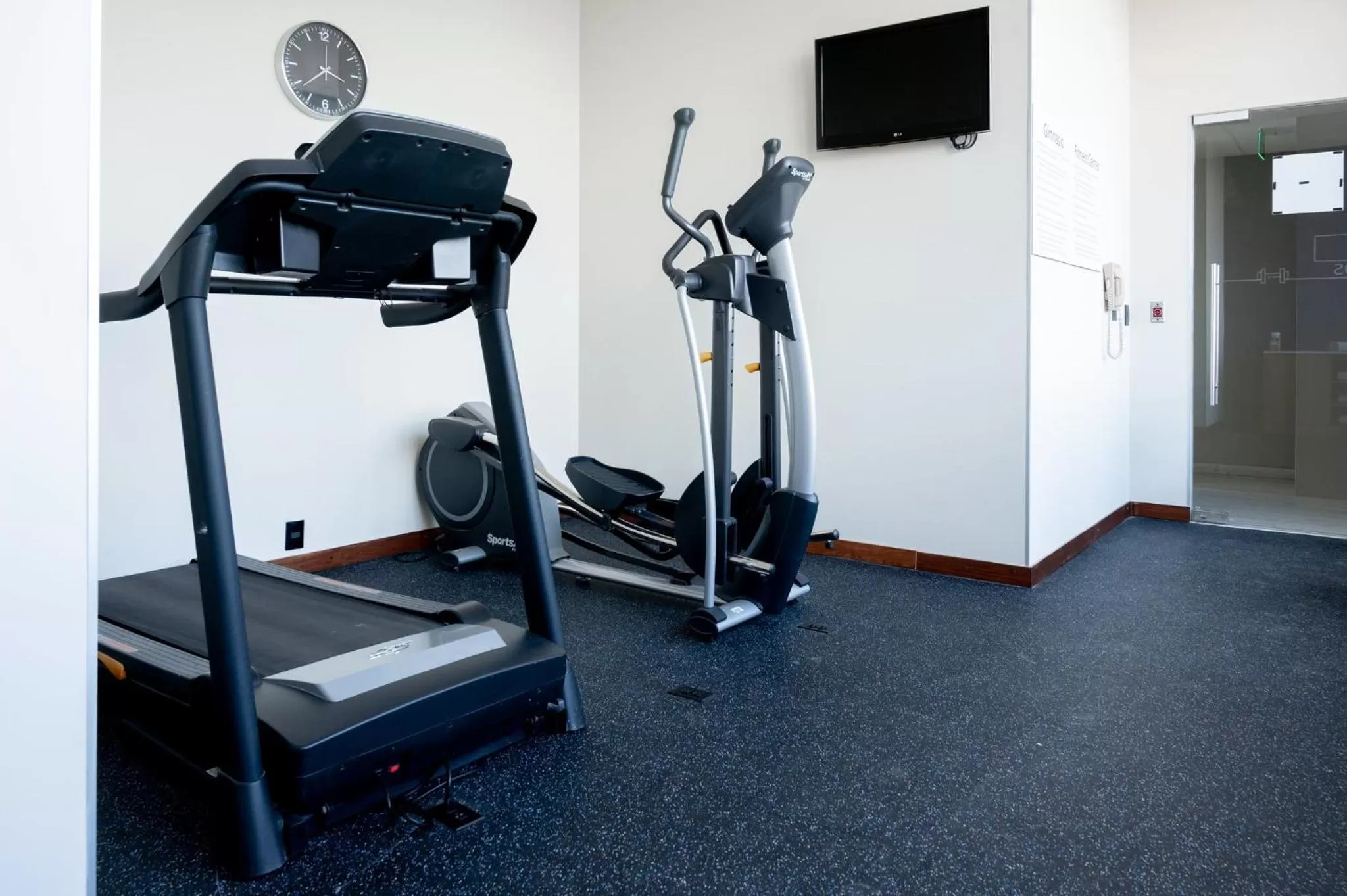 Fitness centre/facilities in Holiday Inn Express Mexico City Satelite by IHG