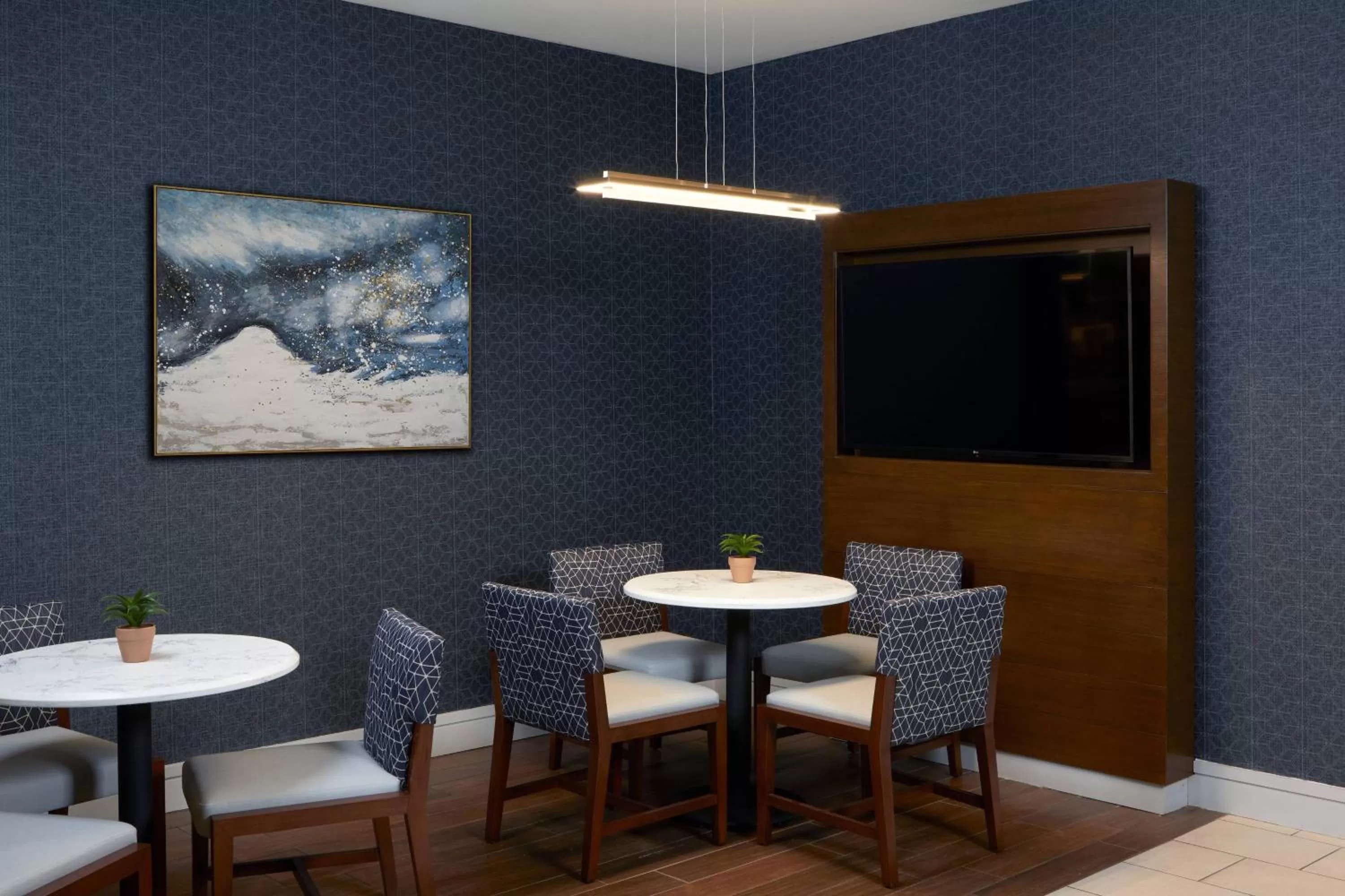 Lobby or reception in Courtyard by Marriott Los Angeles LAX / Century Boulevard