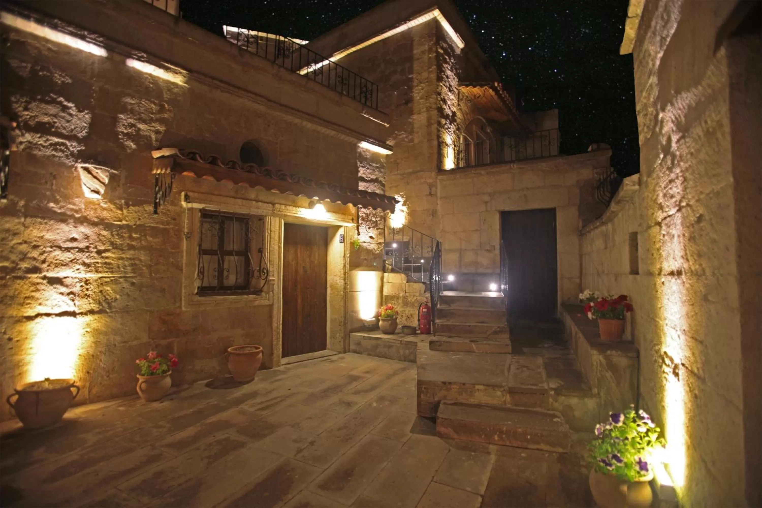 Property building in Tulip Cave Suites