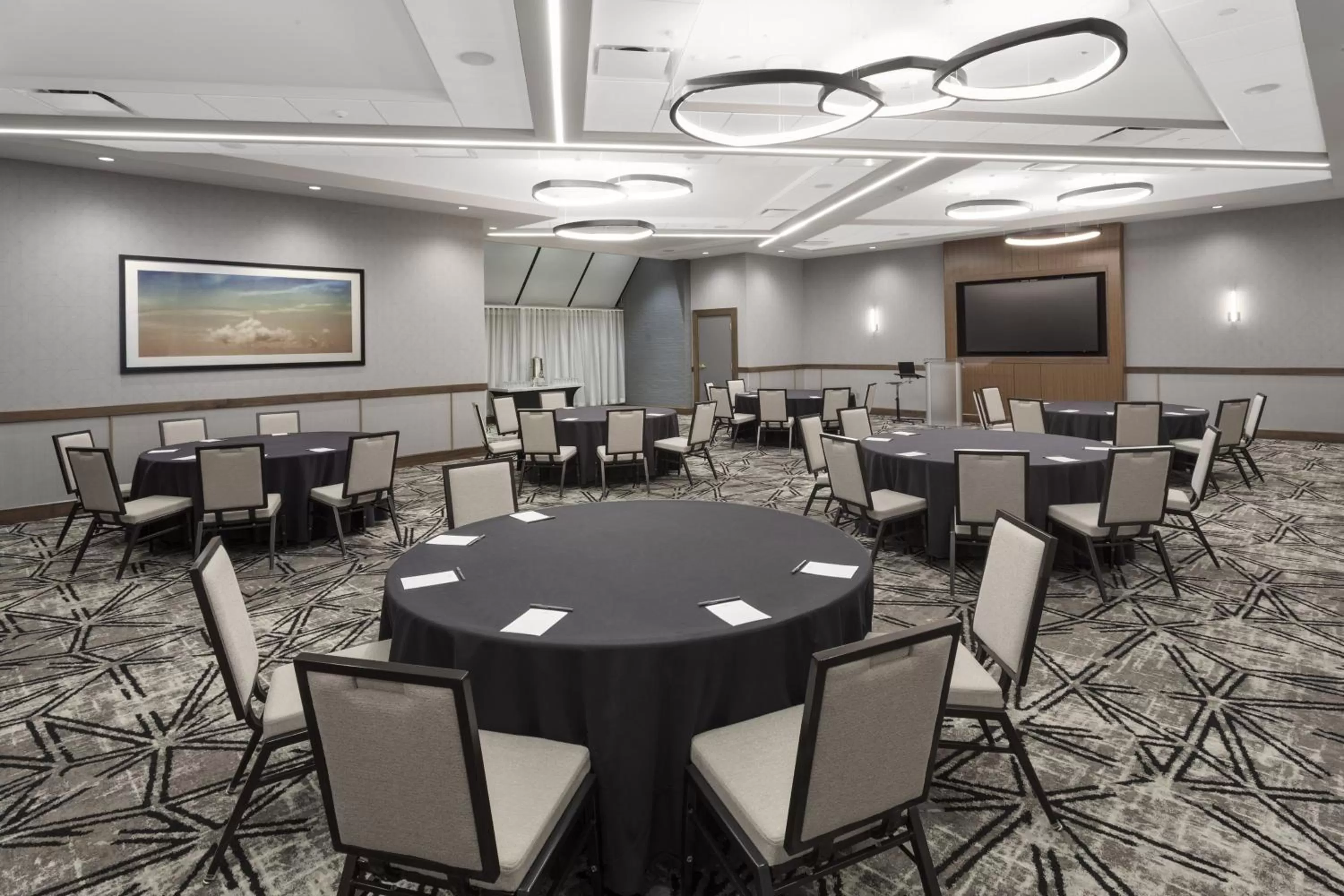 Meeting/conference room in Crowne Plaza Lansing by IHG