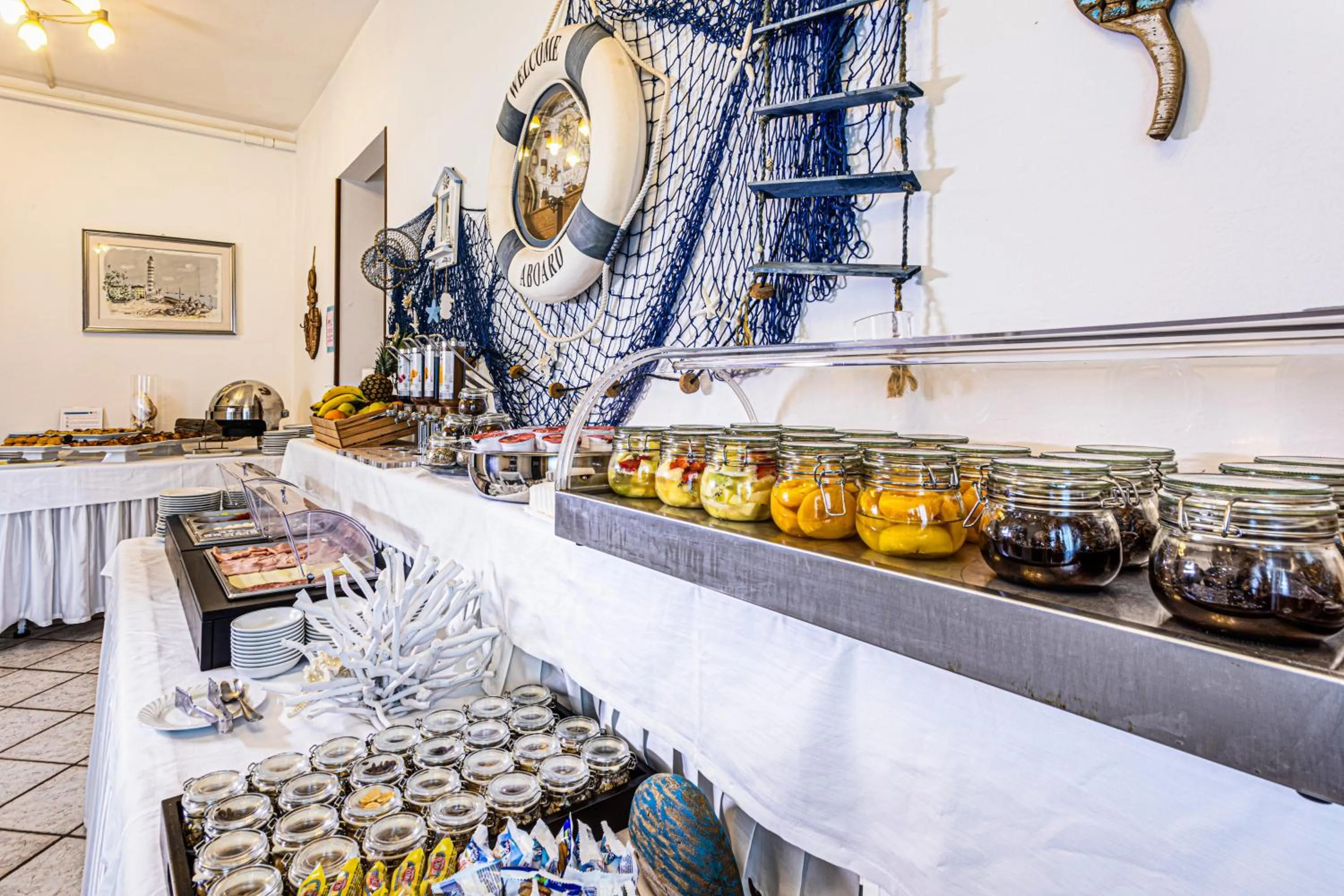 Breakfast in Hotel Diana