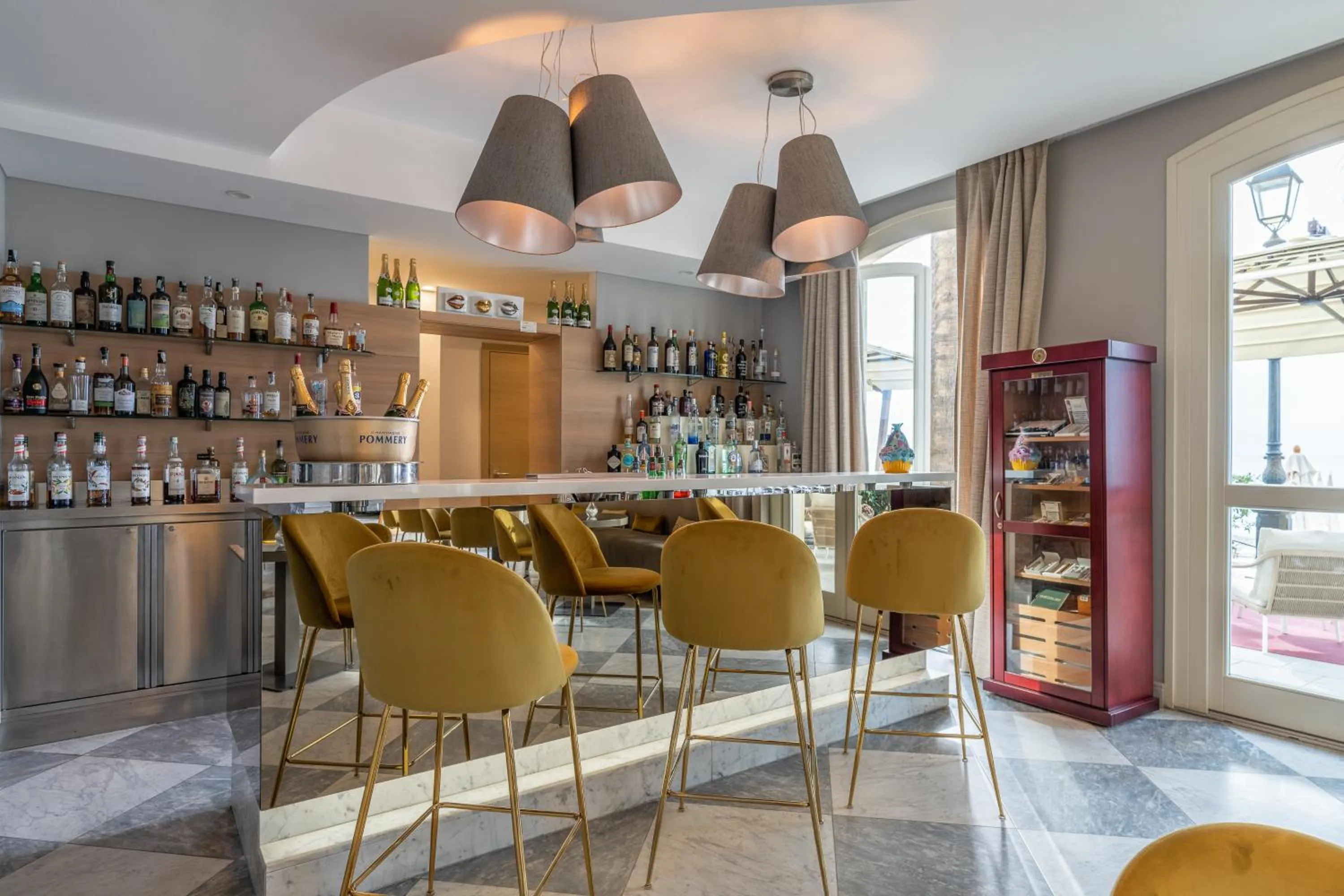 Lounge or bar in Grand Hotel Alassio Beach & Spa Resort - The Leading Hotels of the World