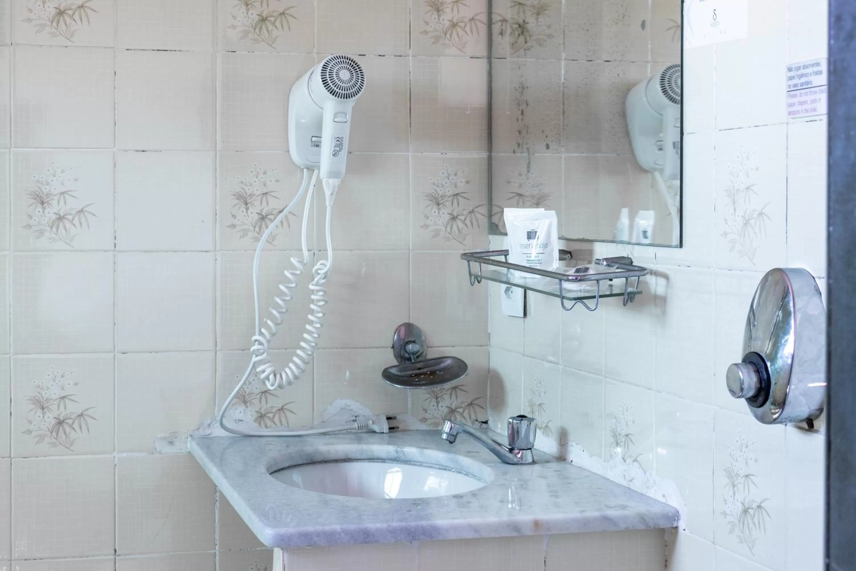 Shower in Pousada dos Coqueiros Búzios