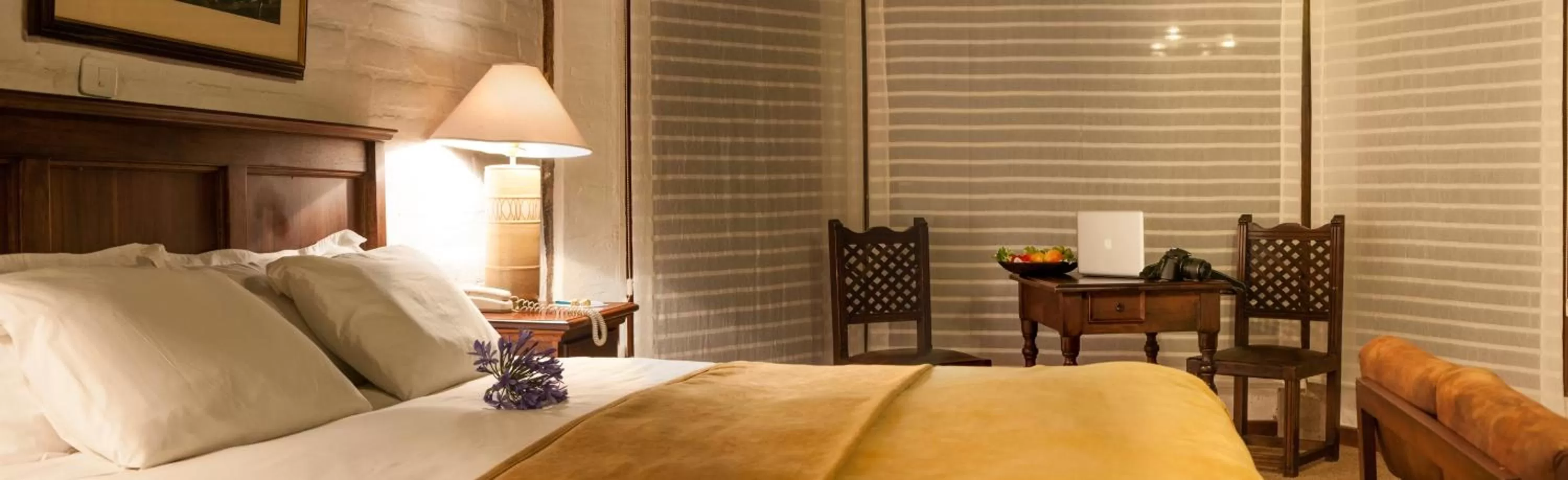 Bed in Hotel Hacienda Abraspungo