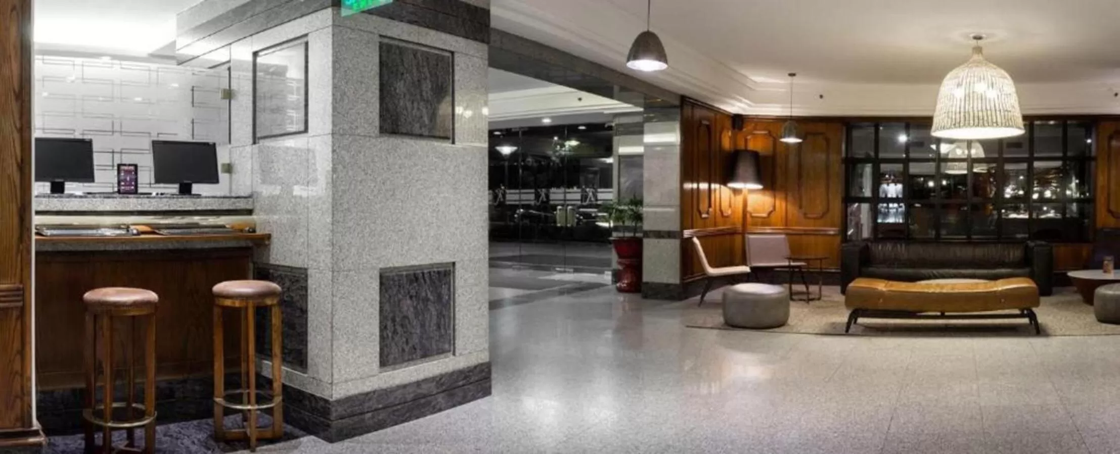 Living room in Wyndham Garden Santiago Kennedy