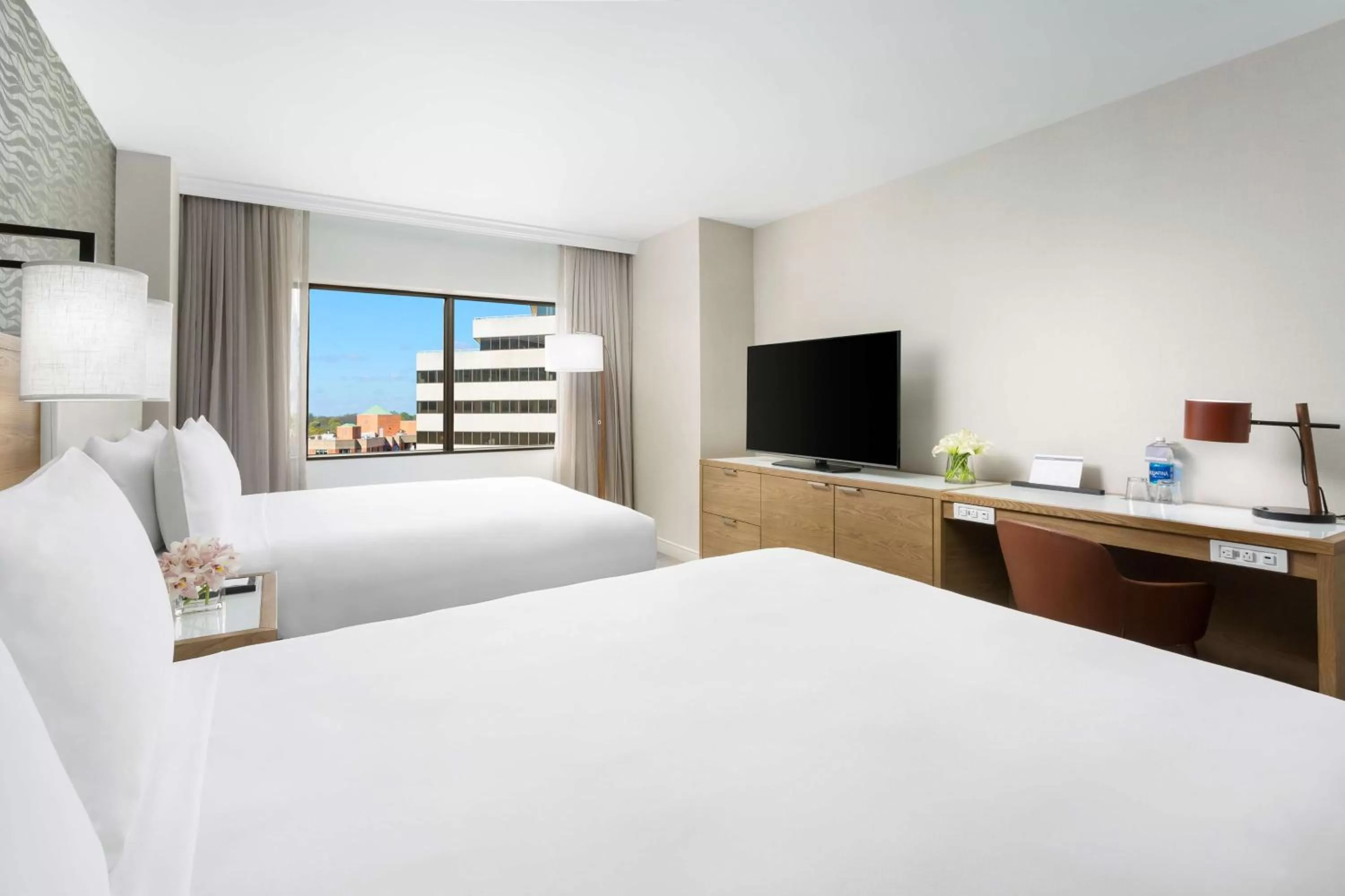 Photo of the whole room, Bed in Hyatt Regency Bethesda near Washington D.C.