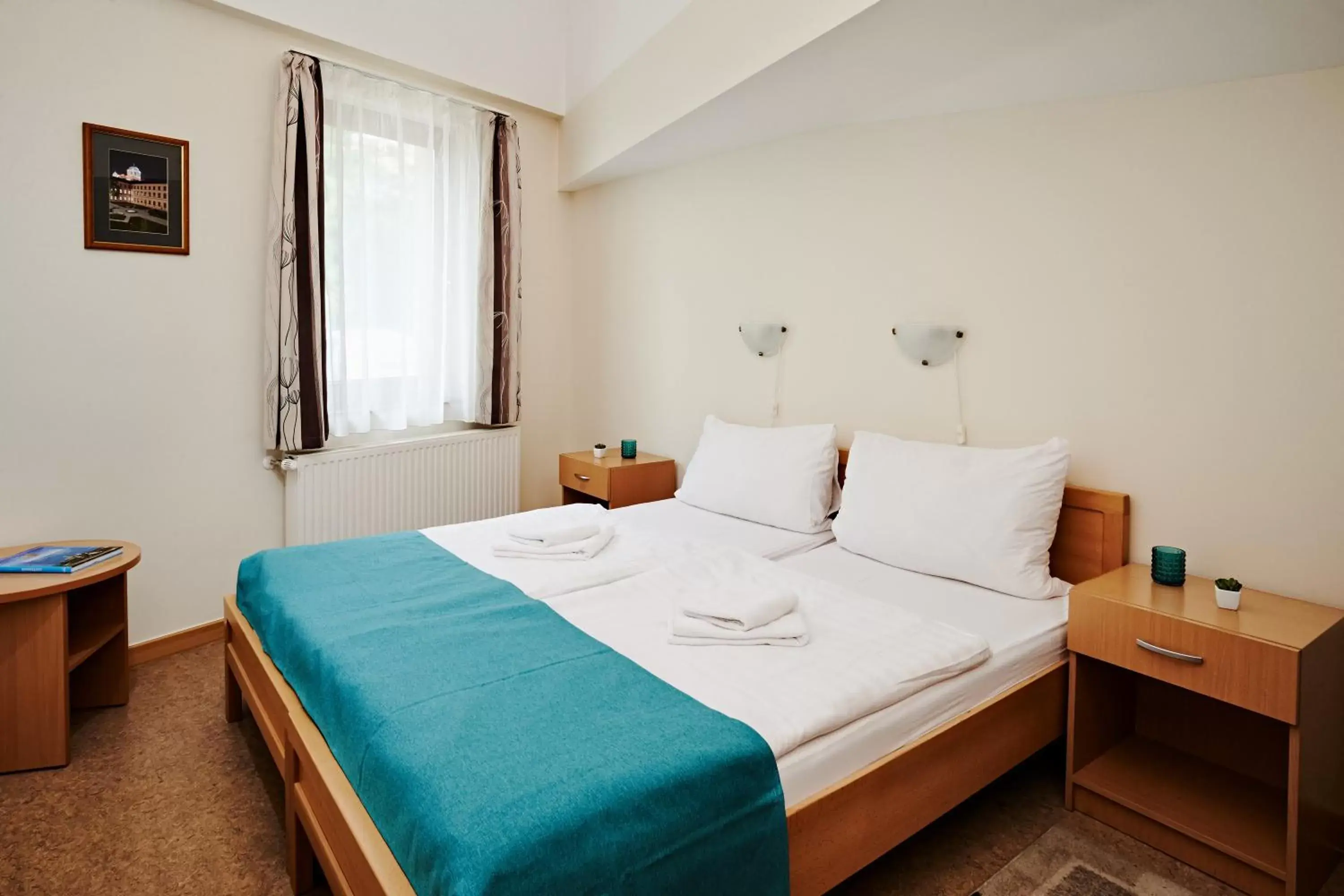 Double or Twin Room with Garden View in Hotel Adalbert Szent György Ház Double or Twin Room with Garden View in Hotel Adalbert Szent György Ház