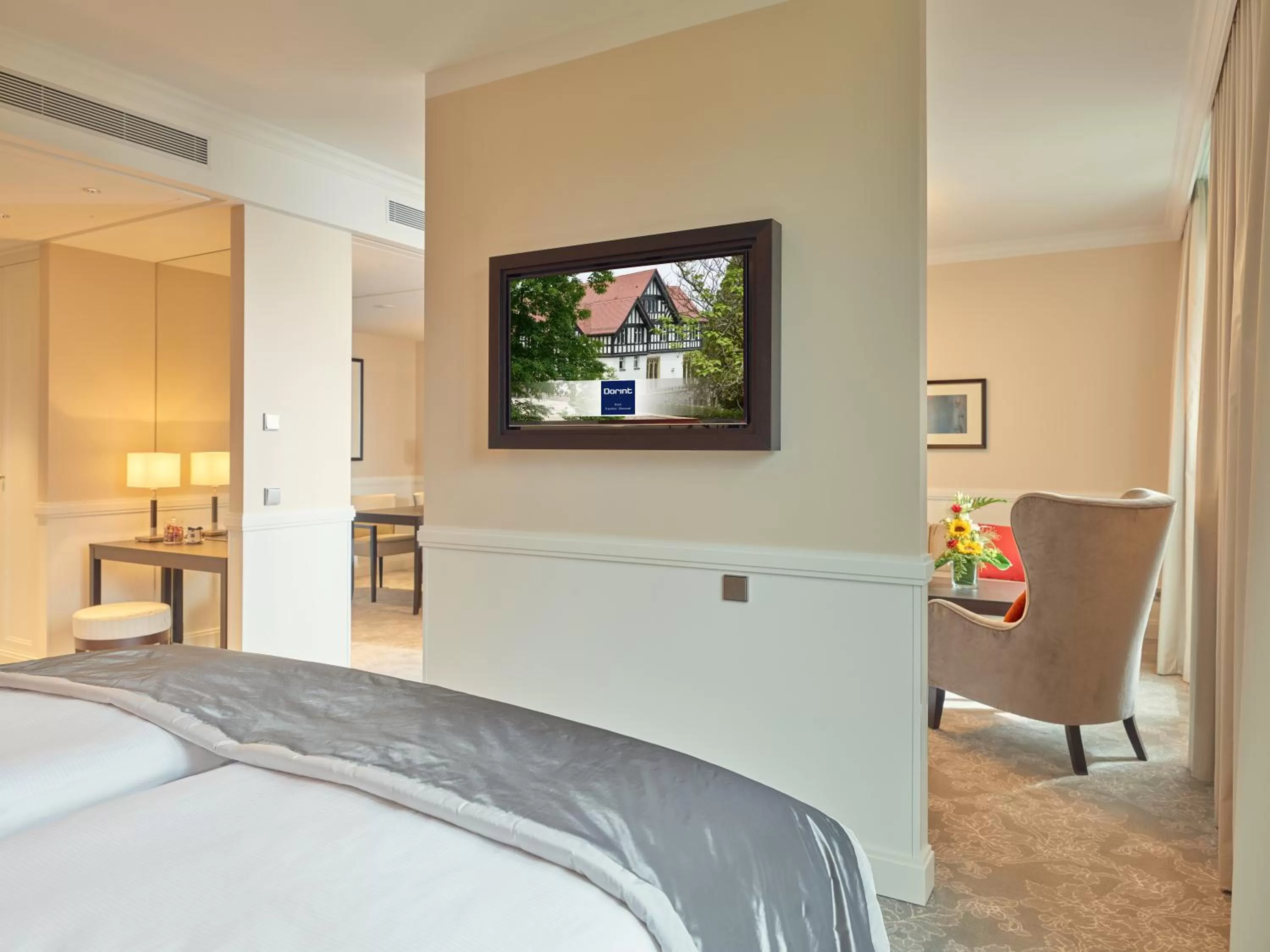 Decorative detail, Bed in Dorint Hotel Frankfurt/Oberursel