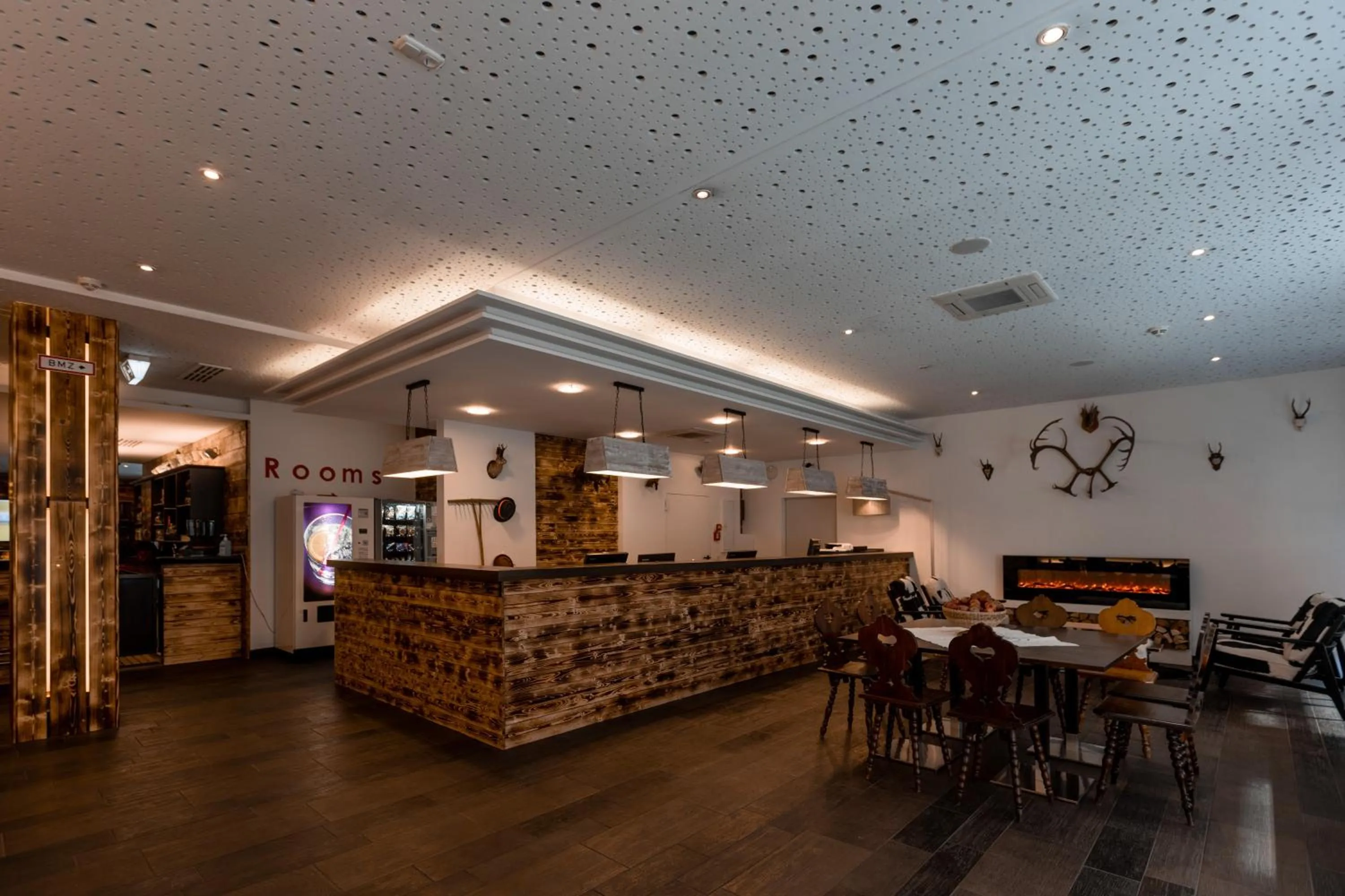 Seating area in Jaeger´s Munich (Hotel/Hostel)