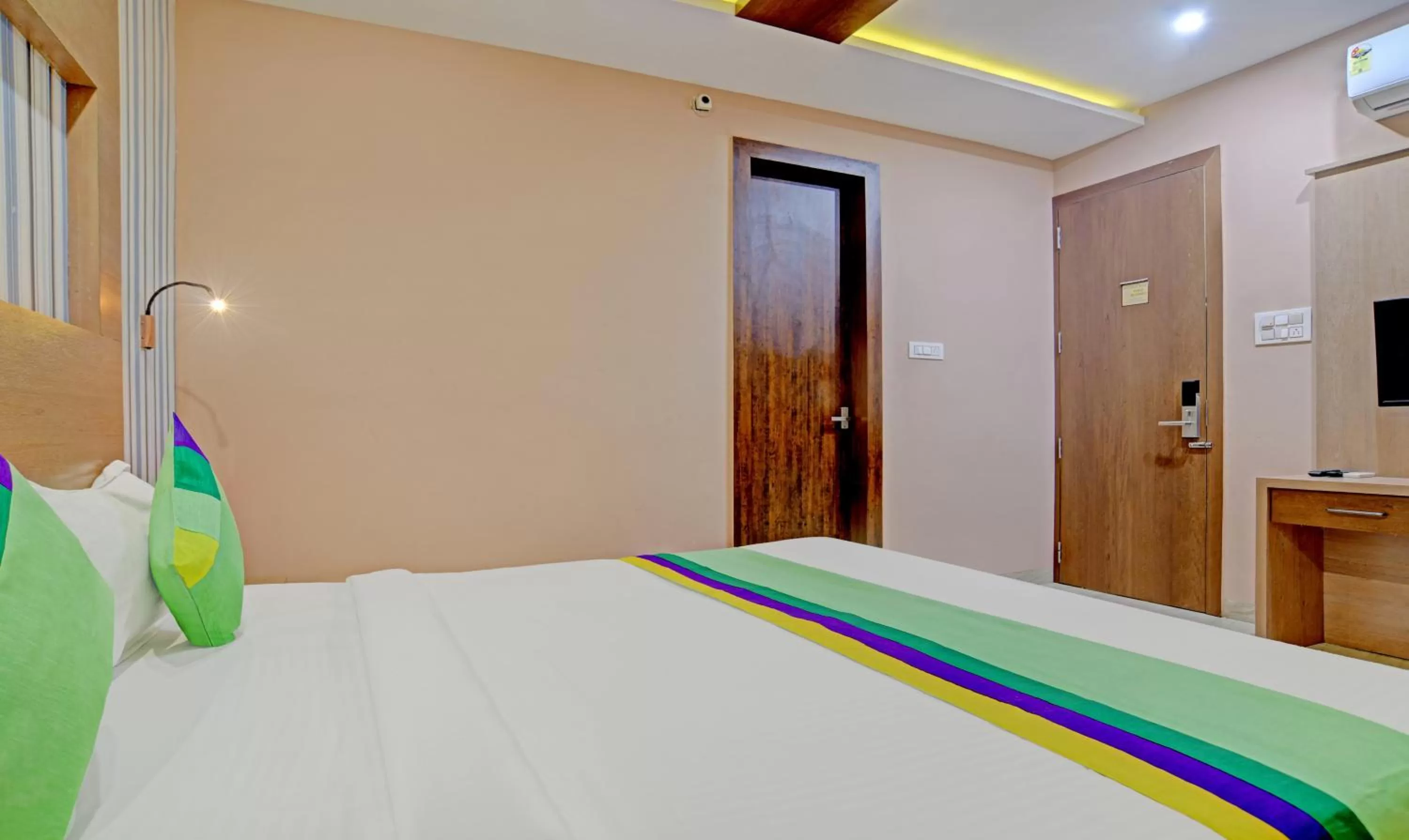 Bed in Treebo Trend Shiv Chhaya Vijay Nagar