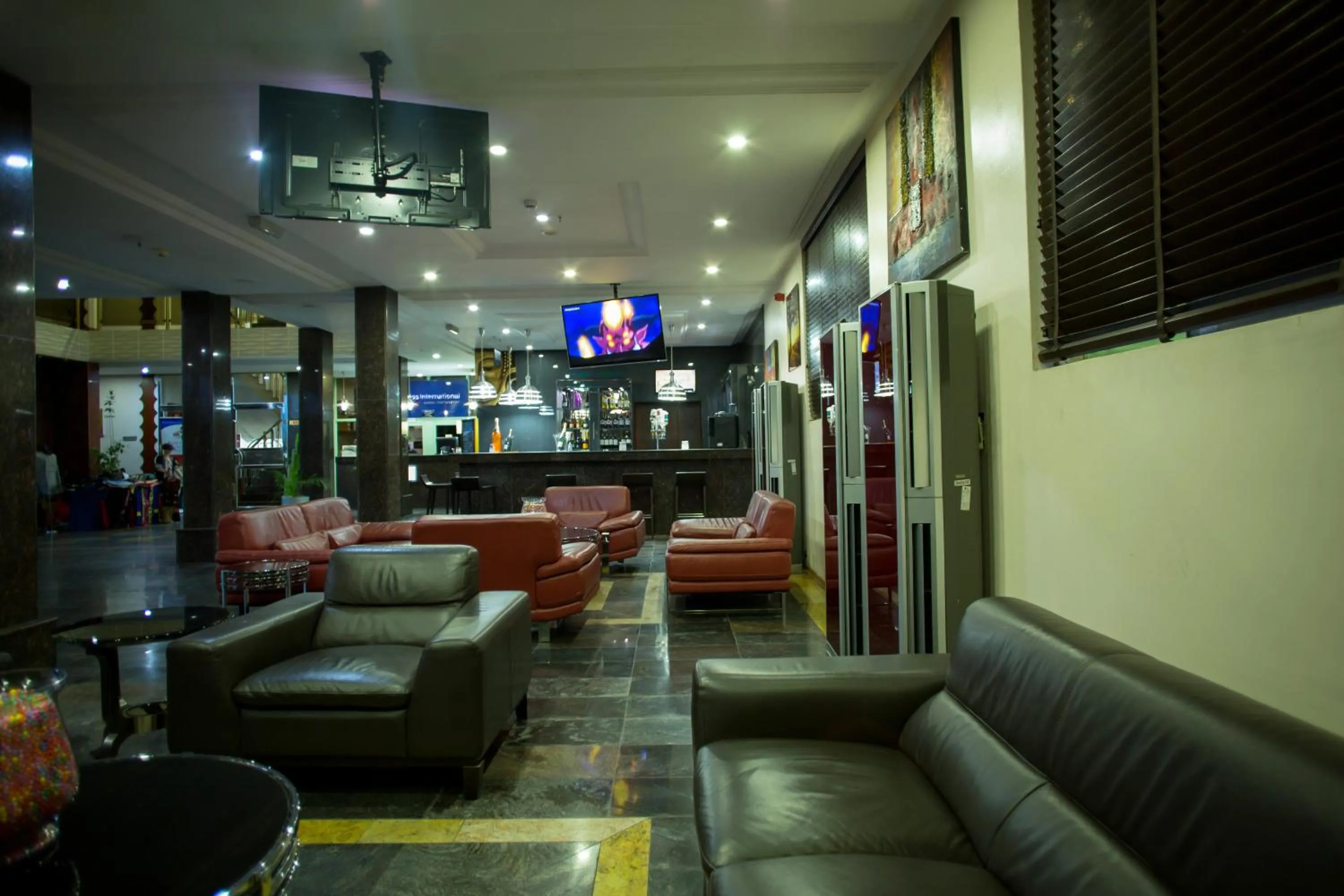 Seating area, Lounge/Bar in Swiss International Mabisel Port Harcourt