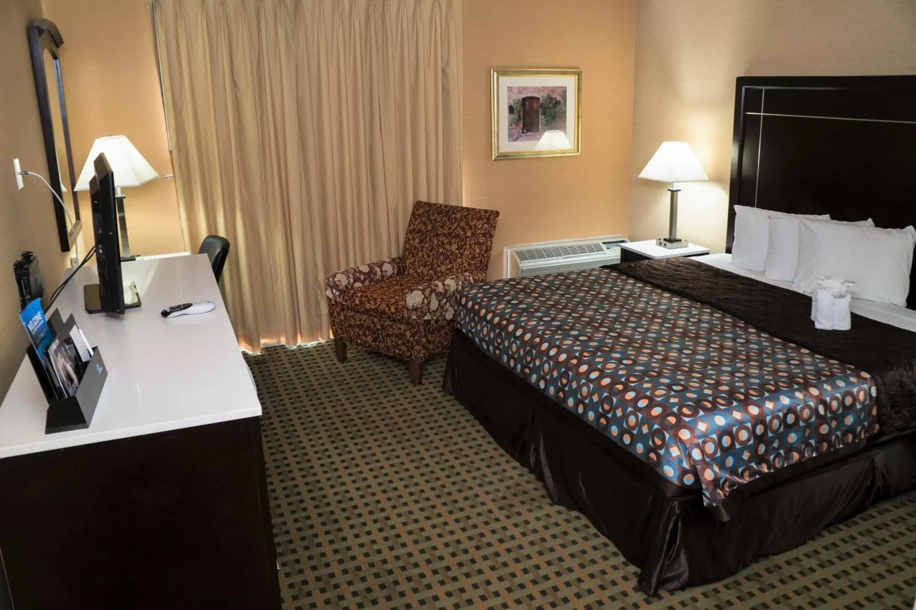 King Room - Non-Smoking in California Inn Barstow King Room - Non-Smoking in California Inn Barstow