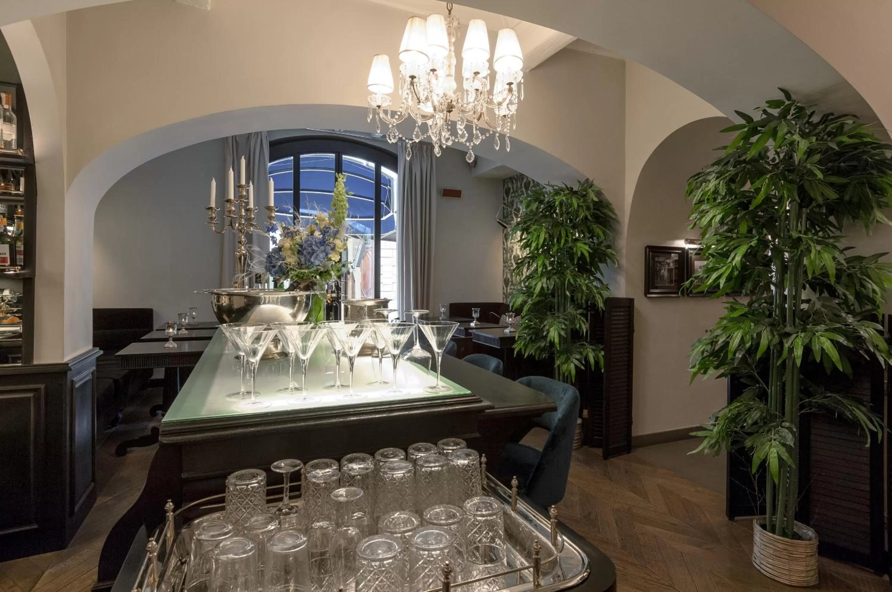 Library in Cellai Hotel Florence