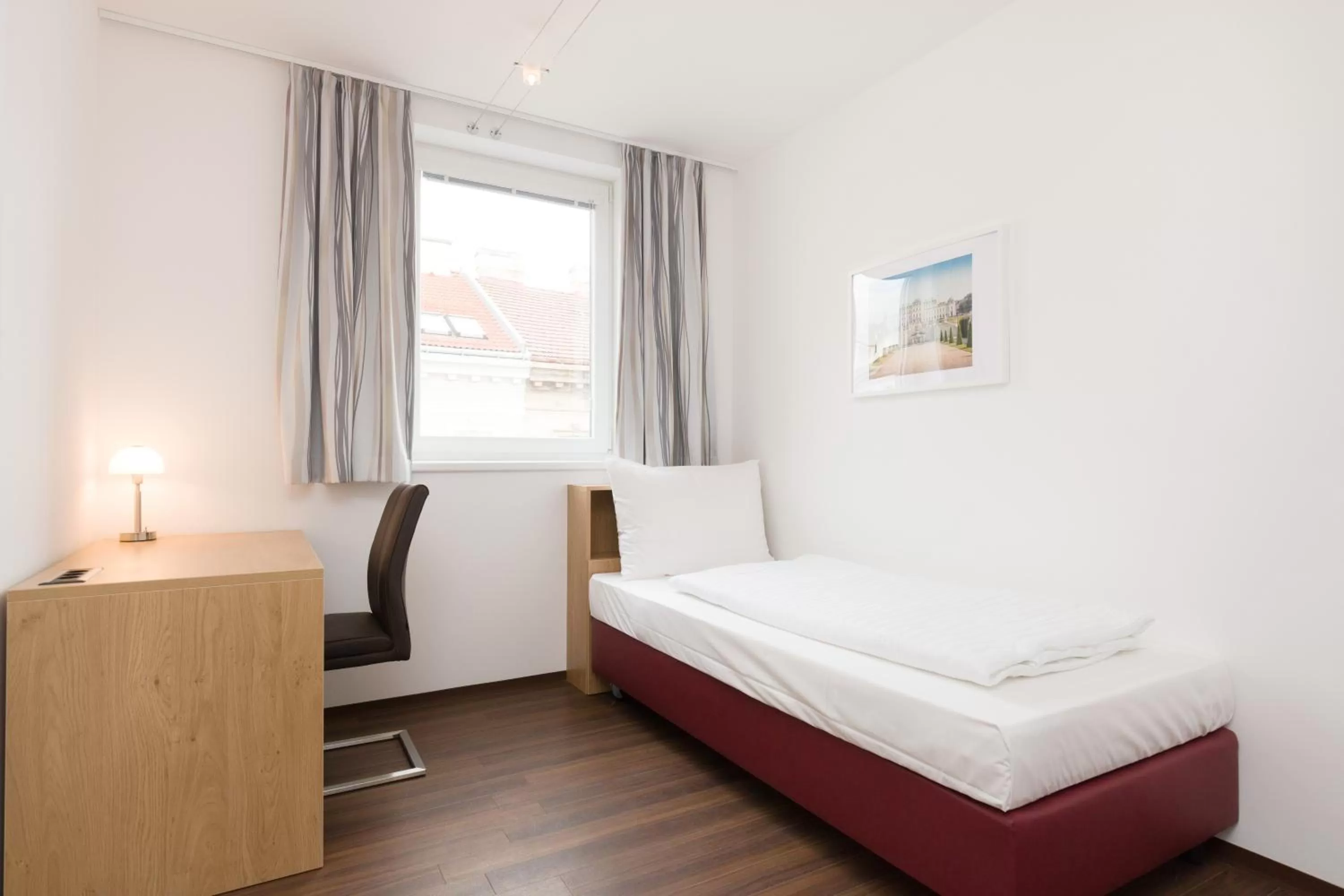 Bed in Vienna Stay Apartments or Rooms 1050