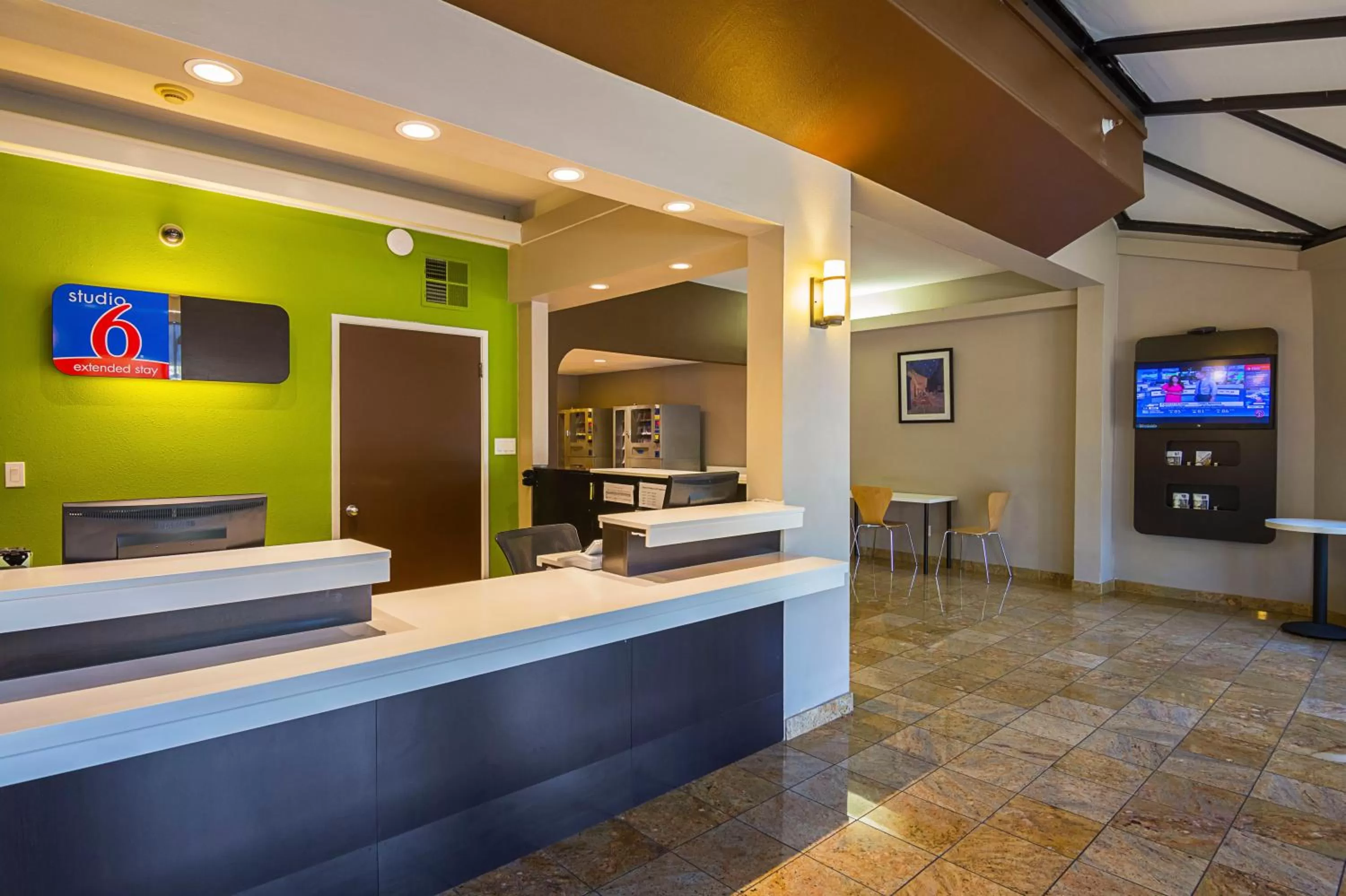 Lobby or reception in Studio 6-Concord, CA