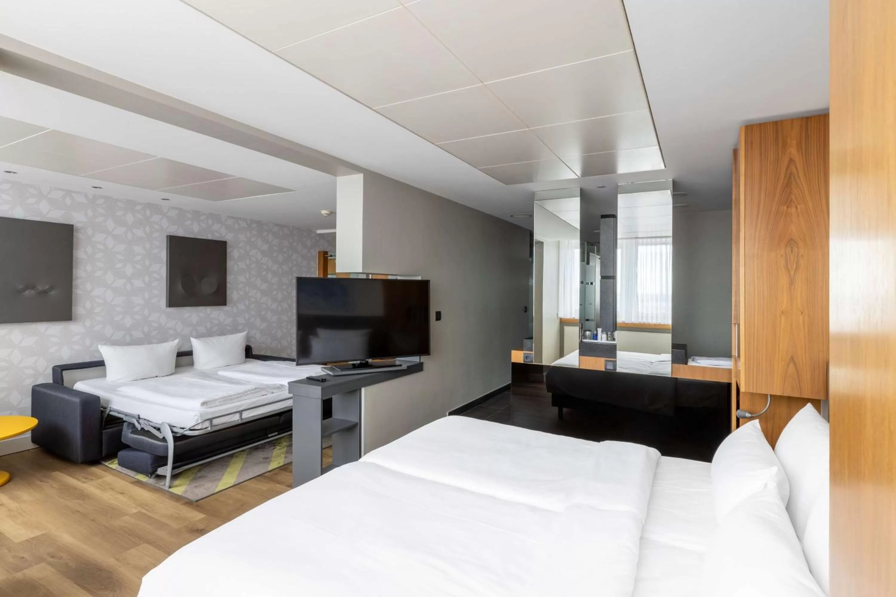 Photo of the whole room, Bed in Radisson Blu Hotel Erfurt