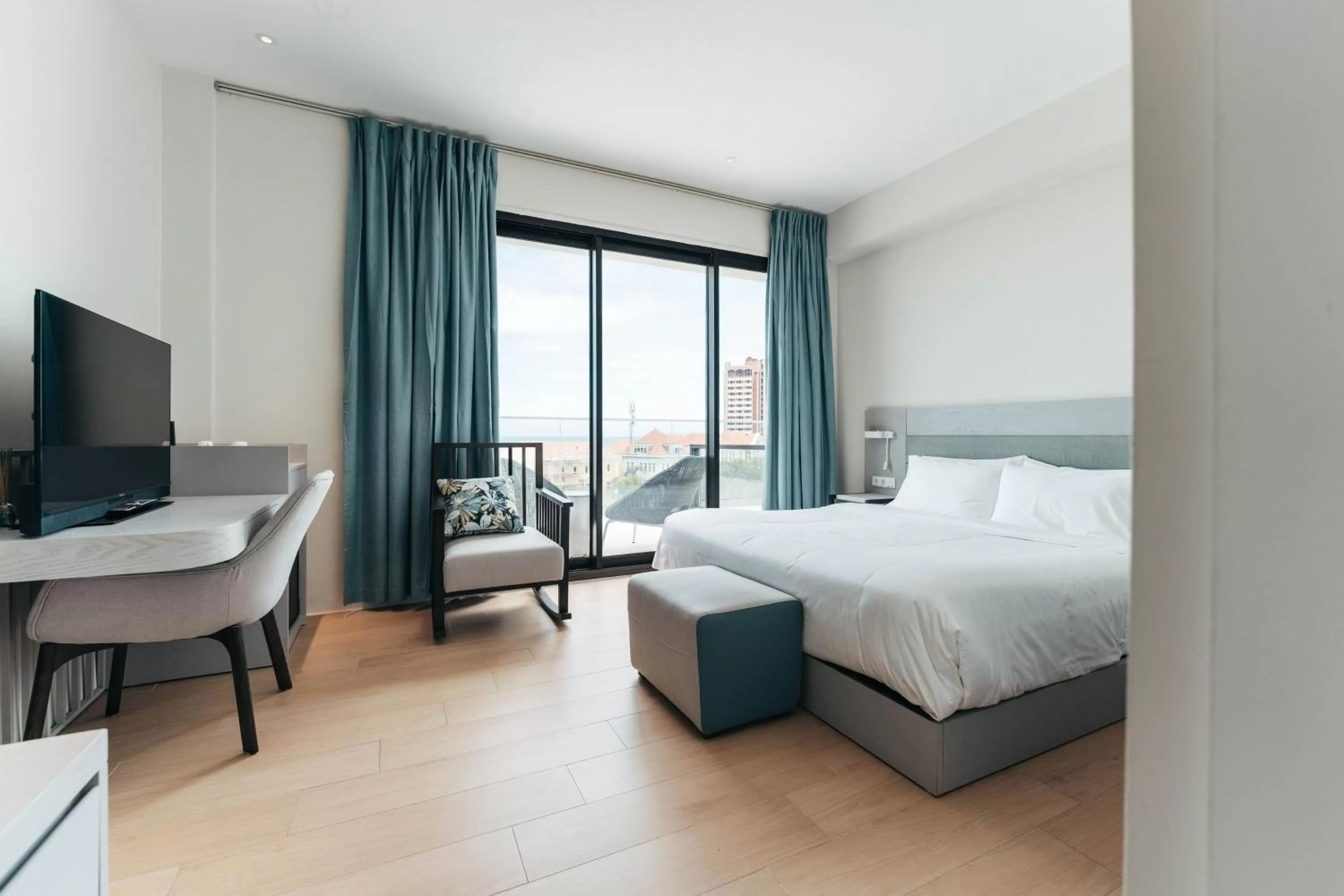 Bedroom, Bed in Elements Hotel & Shops Curaçao