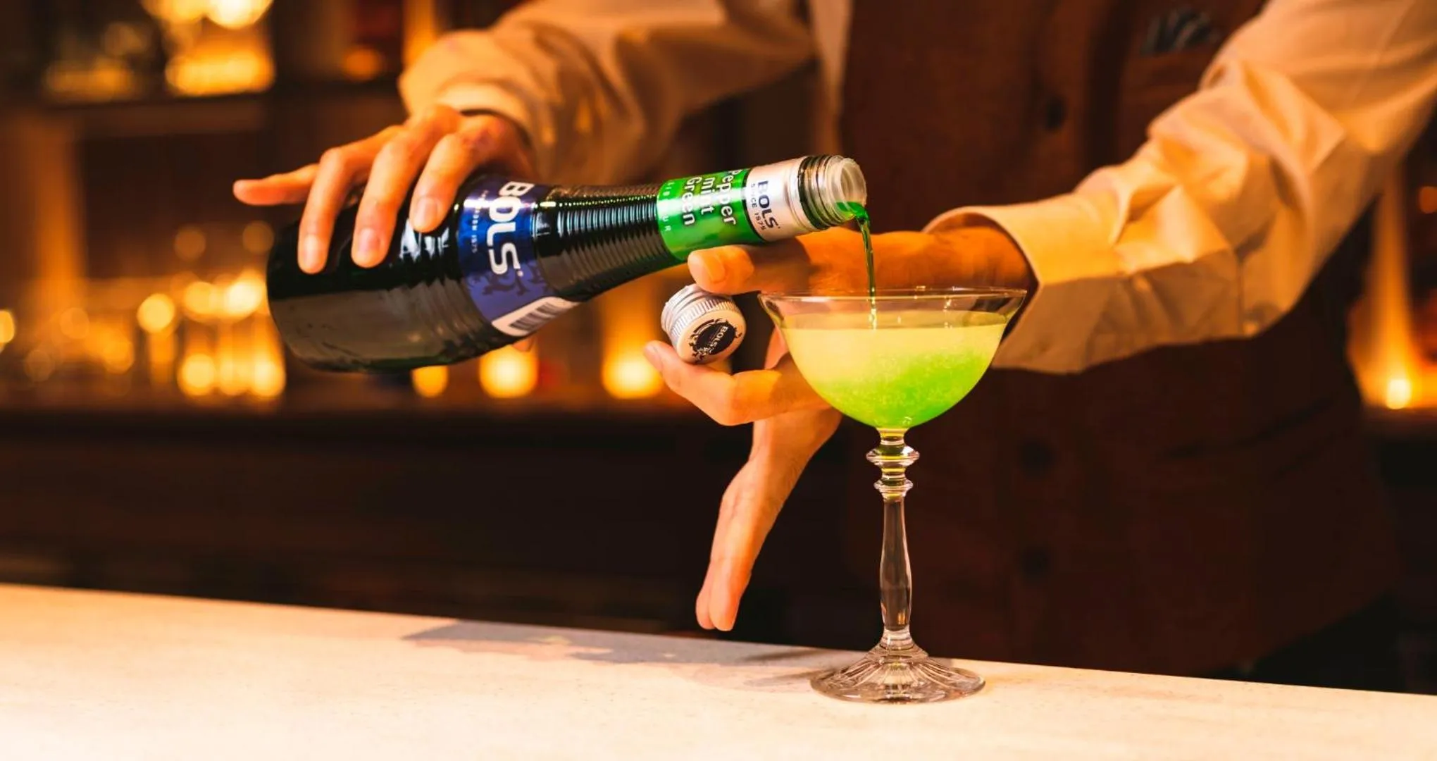 Lounge or bar in HOTEL SANSUI NAHA Ryukyu Onsen Naminoue-No-Yu