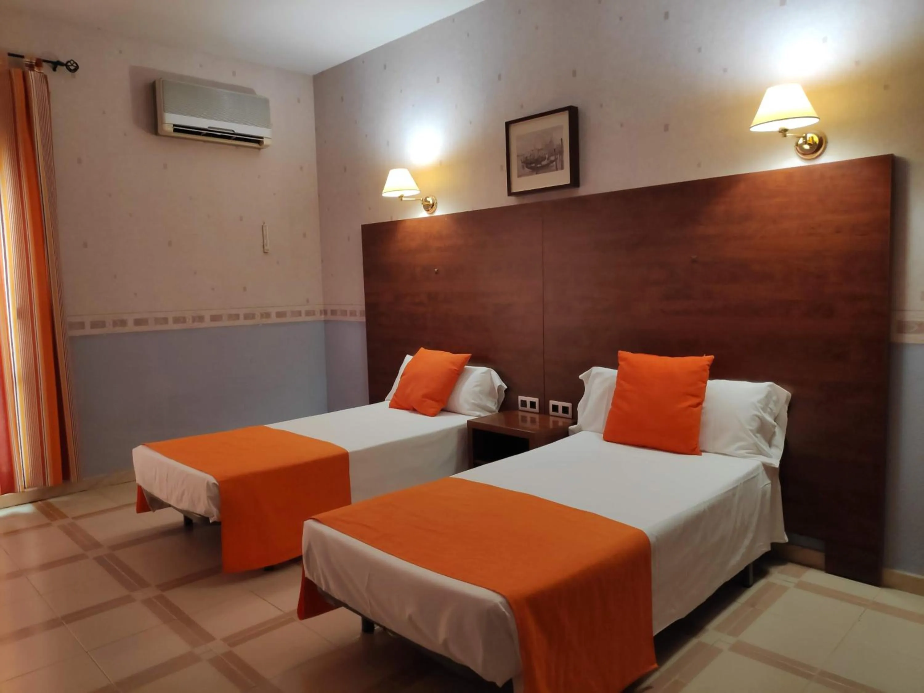 Photo of the whole room, Bed in Hotel Perú by Bossh! Hotels