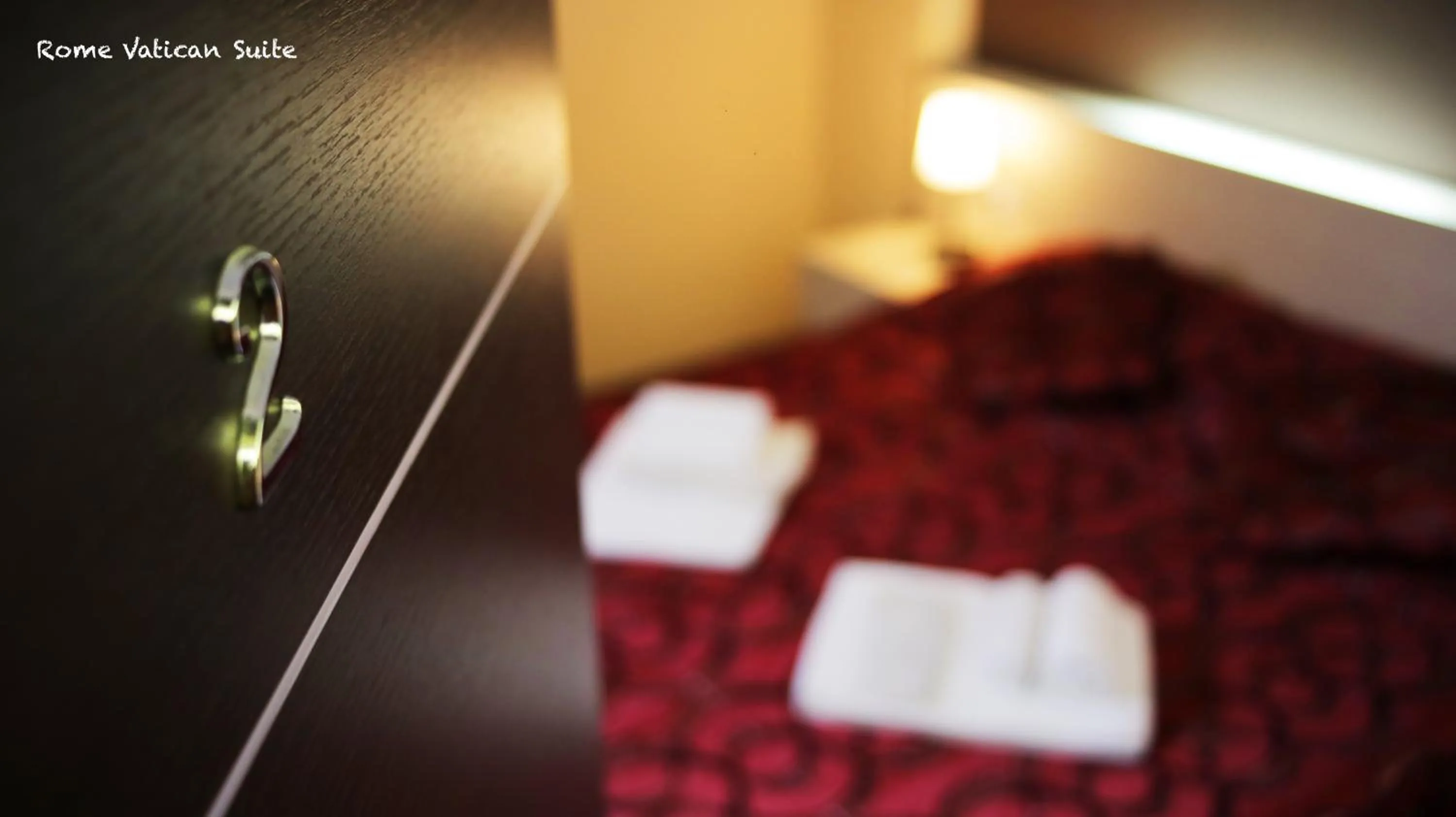 Bedroom, Bed in Rome Vatican Suite