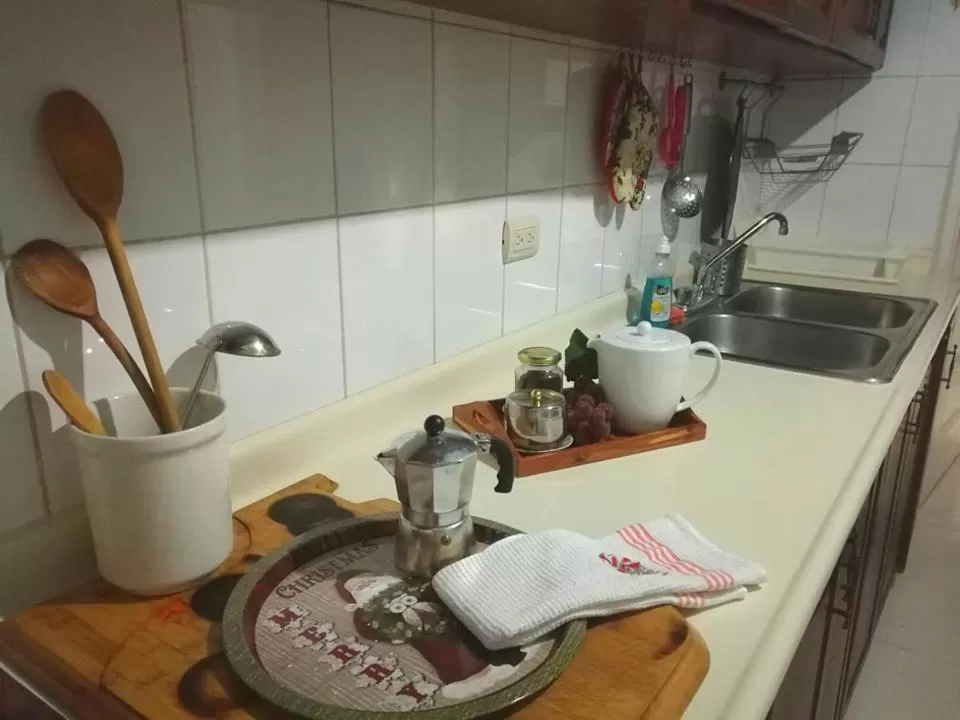 Communal kitchen in Posada Dilia del Alba