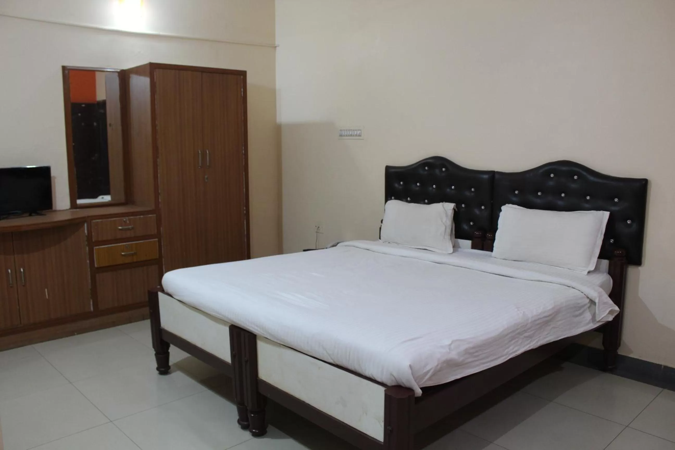 Bed in Greenwood Resort