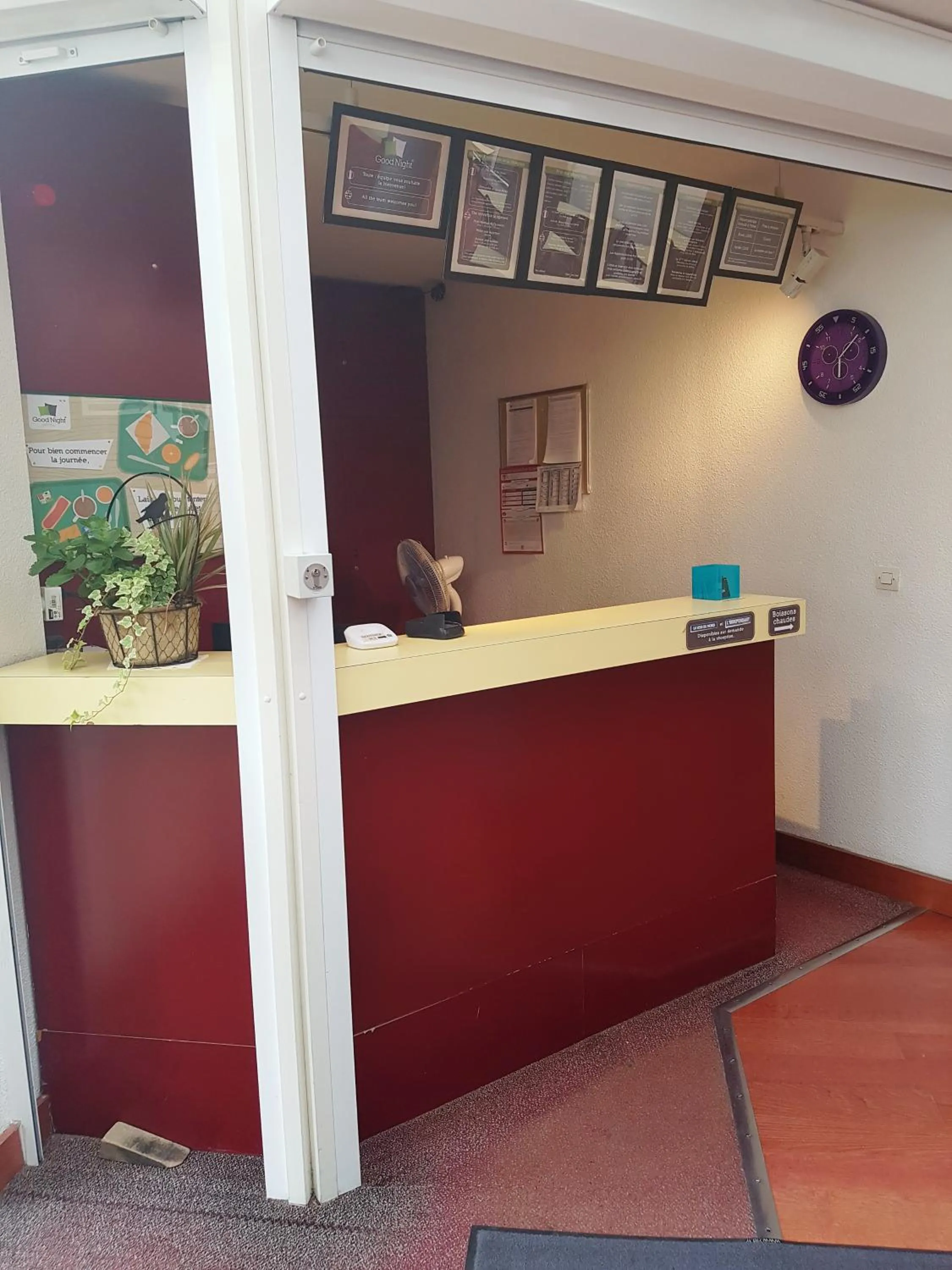 Lobby or reception in Good Night Hotel