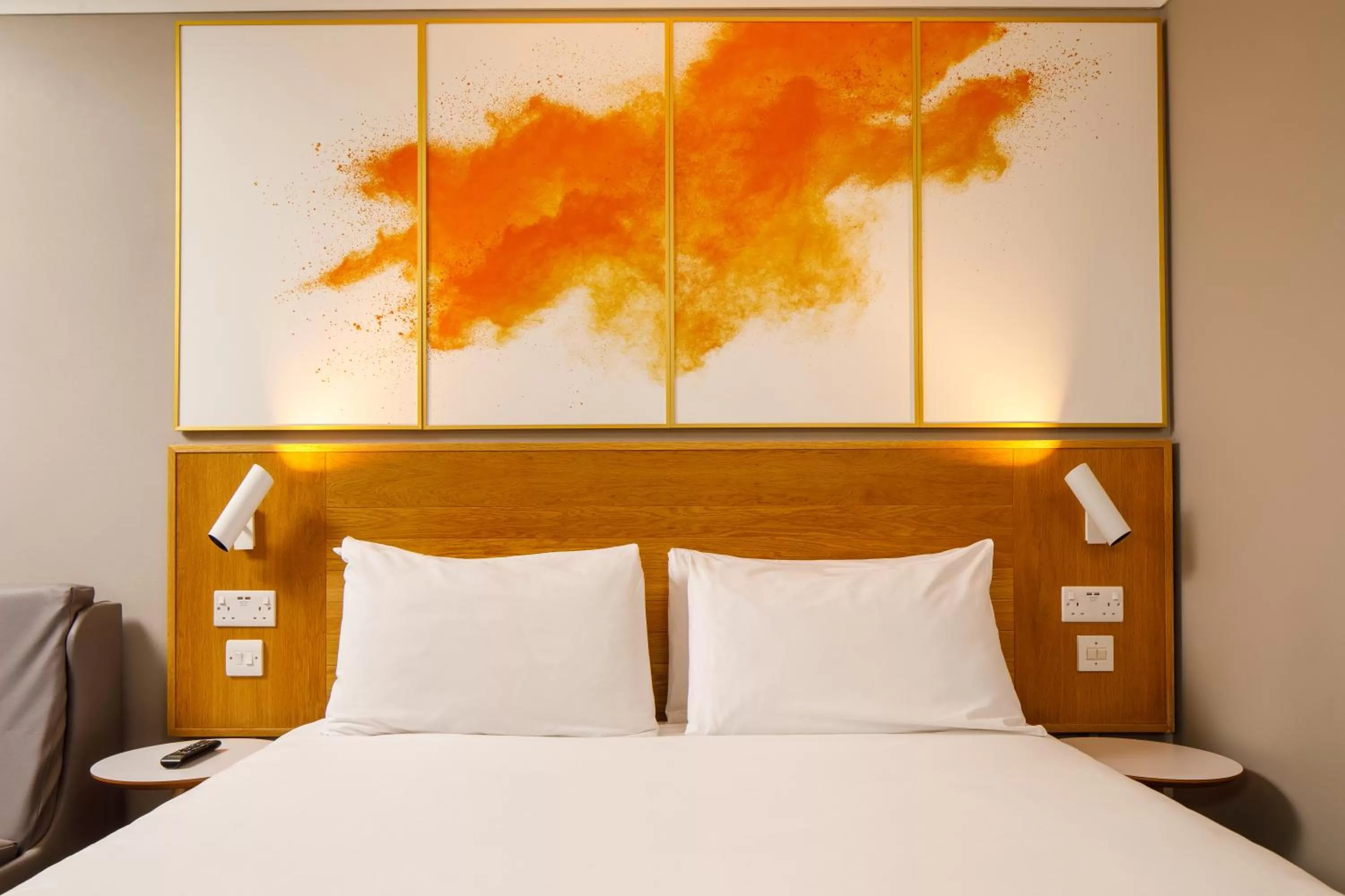 Bed in ibis Styles Birmingham Centre