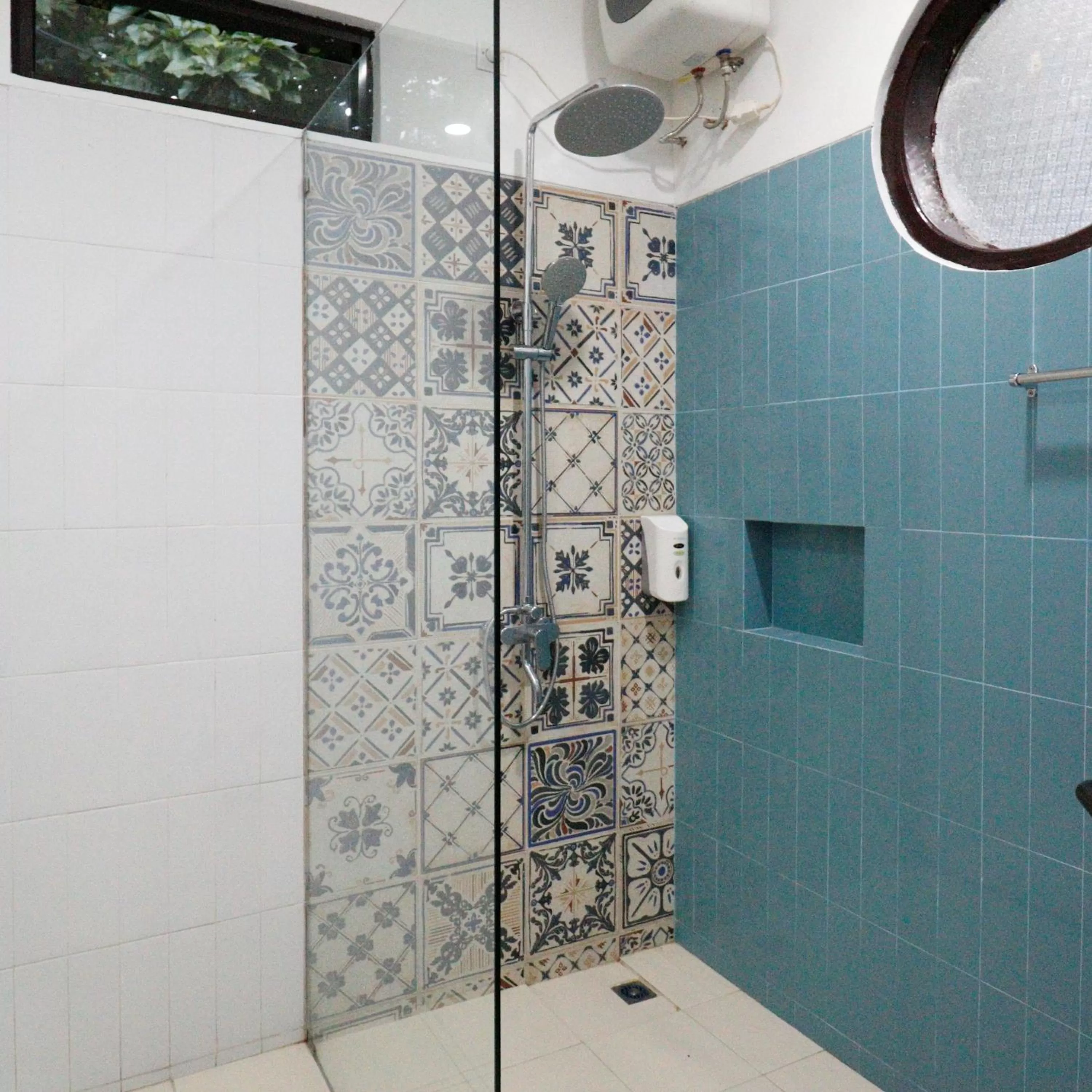 Shower in Jatiluhur Valley Resort