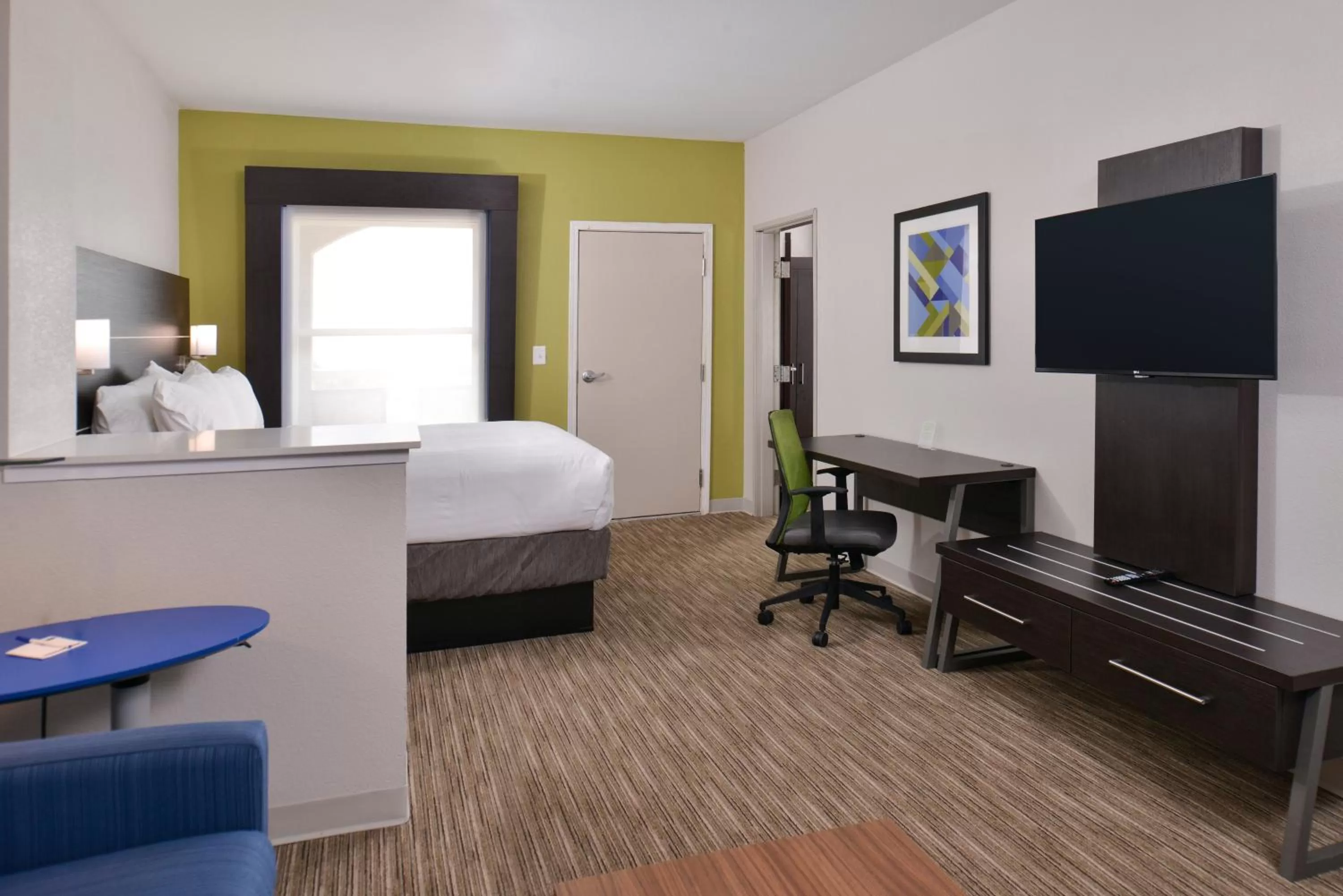 Photo of the whole room, Bed in Holiday Inn Express & Suites Corpus Christi-N Padre Island by IHG