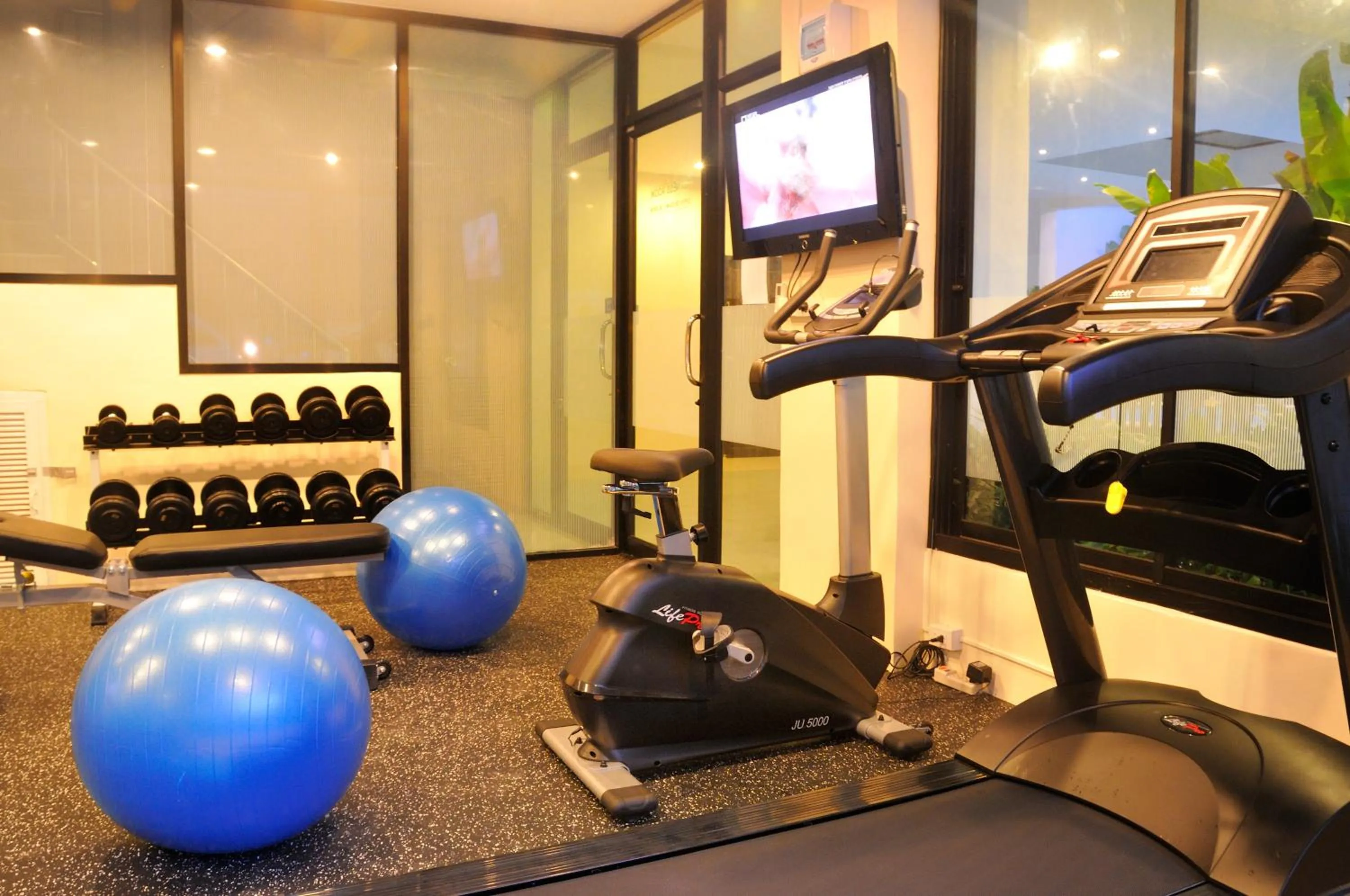 Fitness centre/facilities in The Wave Hotel Patong SHA