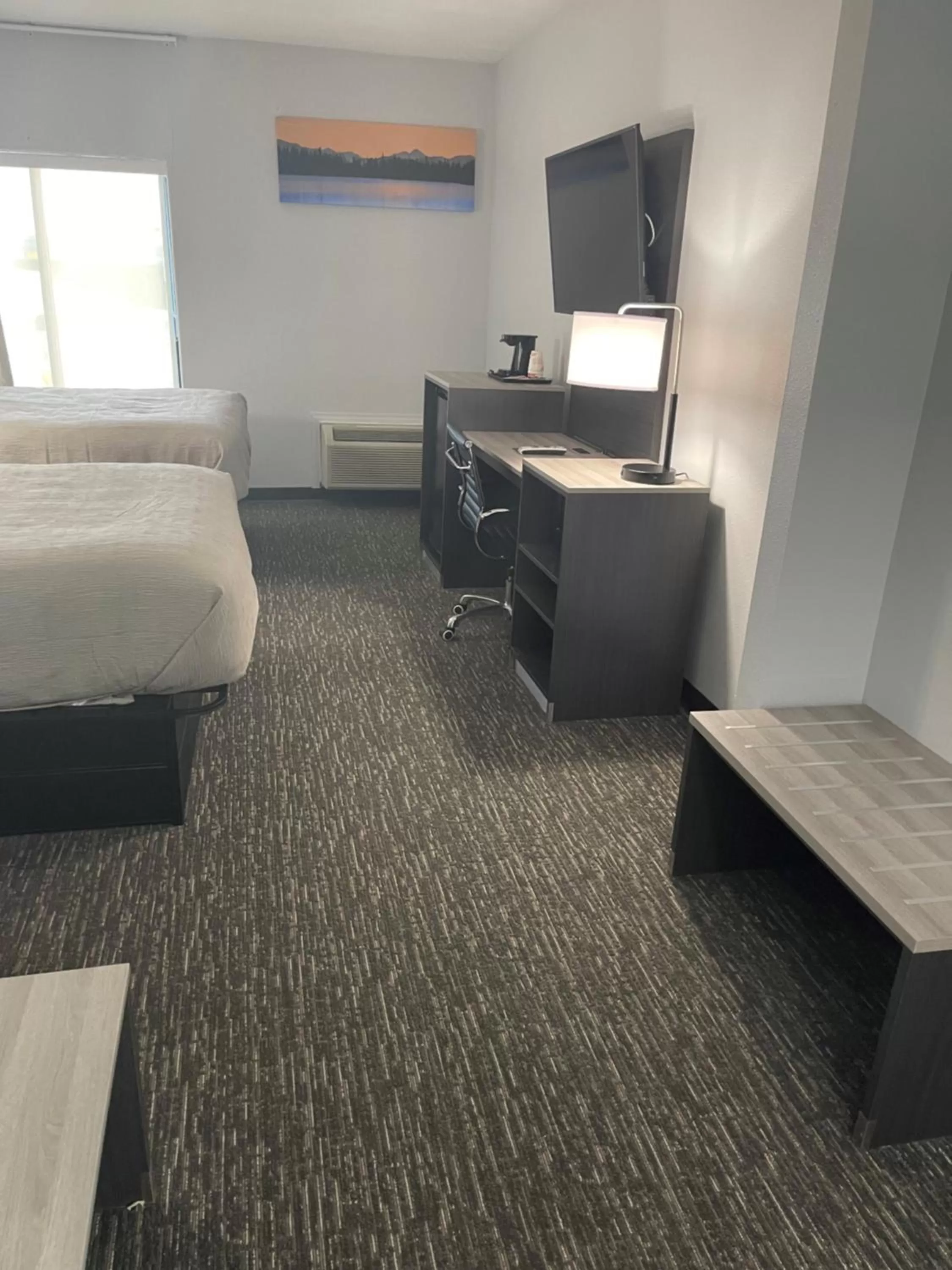 Bedroom, Bed in Quality Suites Abilene Mall Area