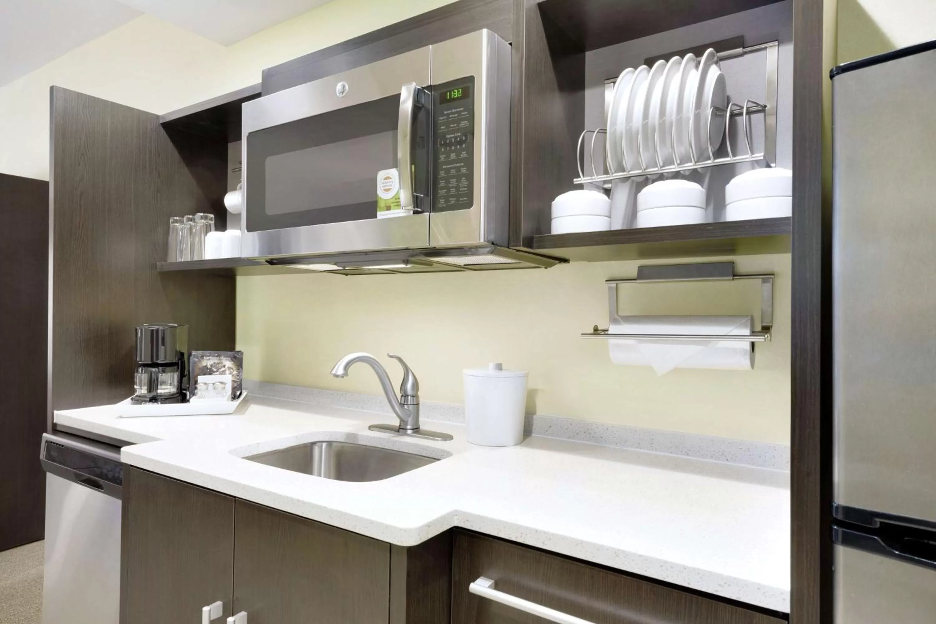 Kitchen or kitchenette in Home2 Suites By Hilton Prattville