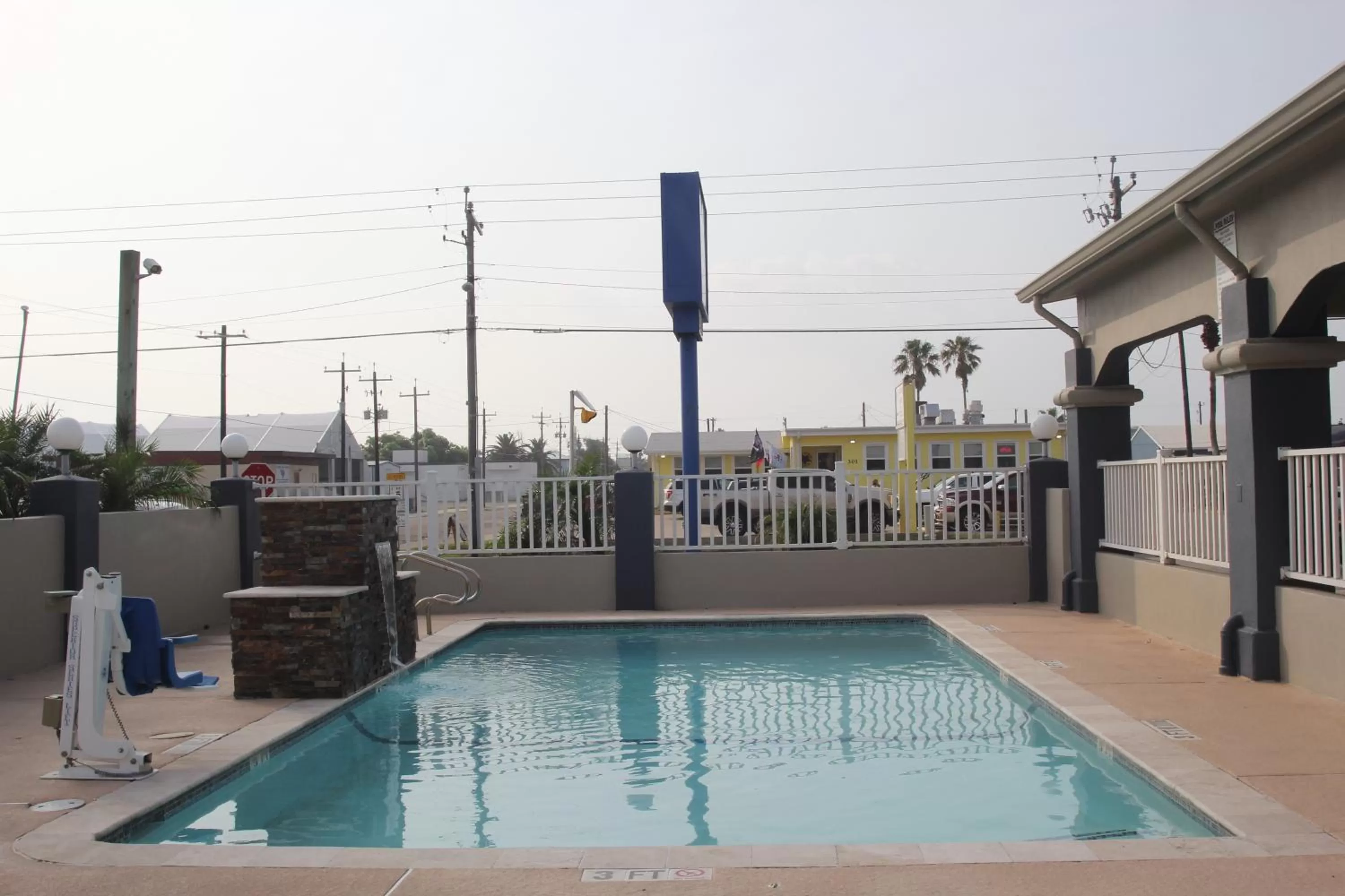 Swimming pool in Americas Best Value Inn Port Aransas
