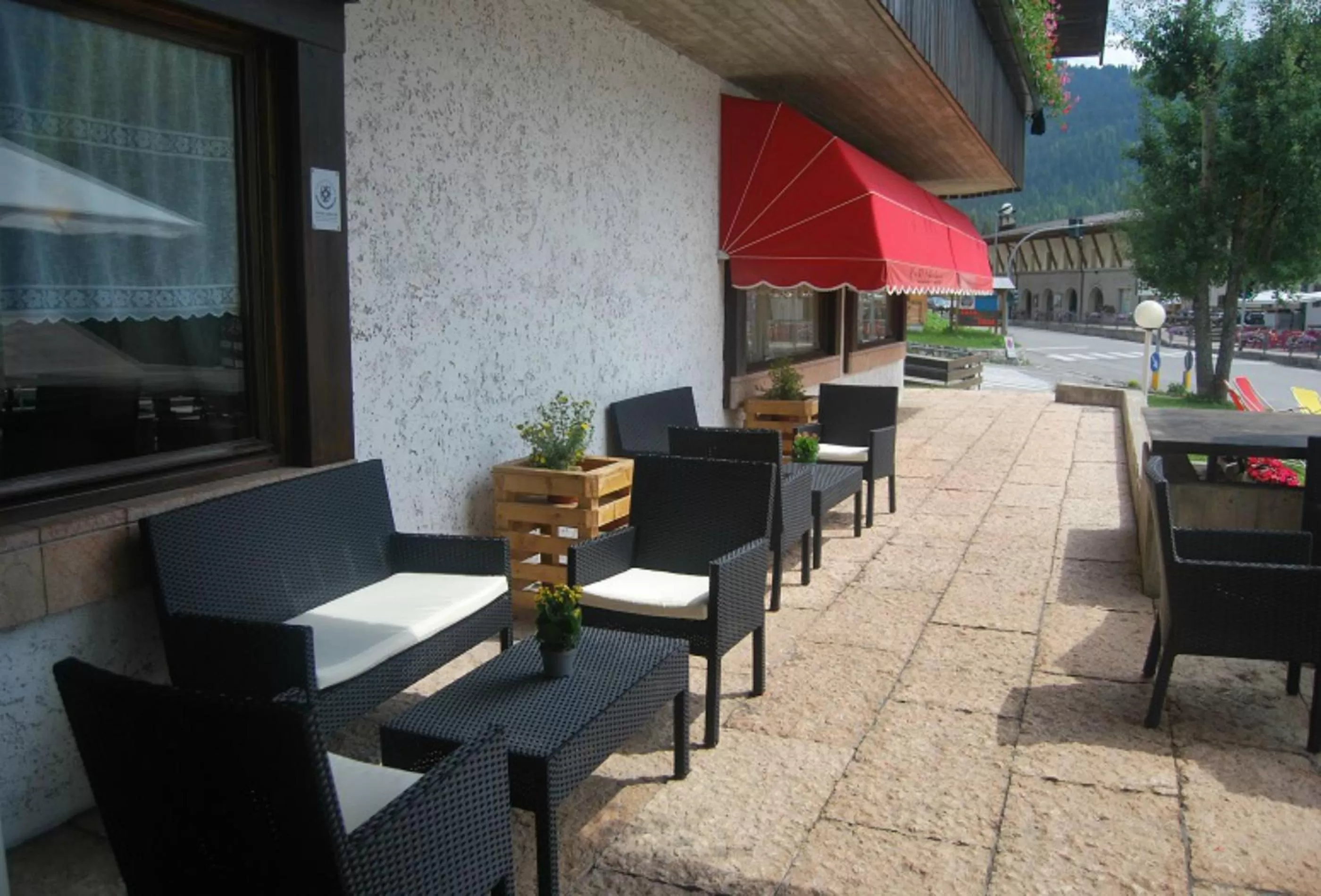 Lounge or bar in Hotel Nigritella