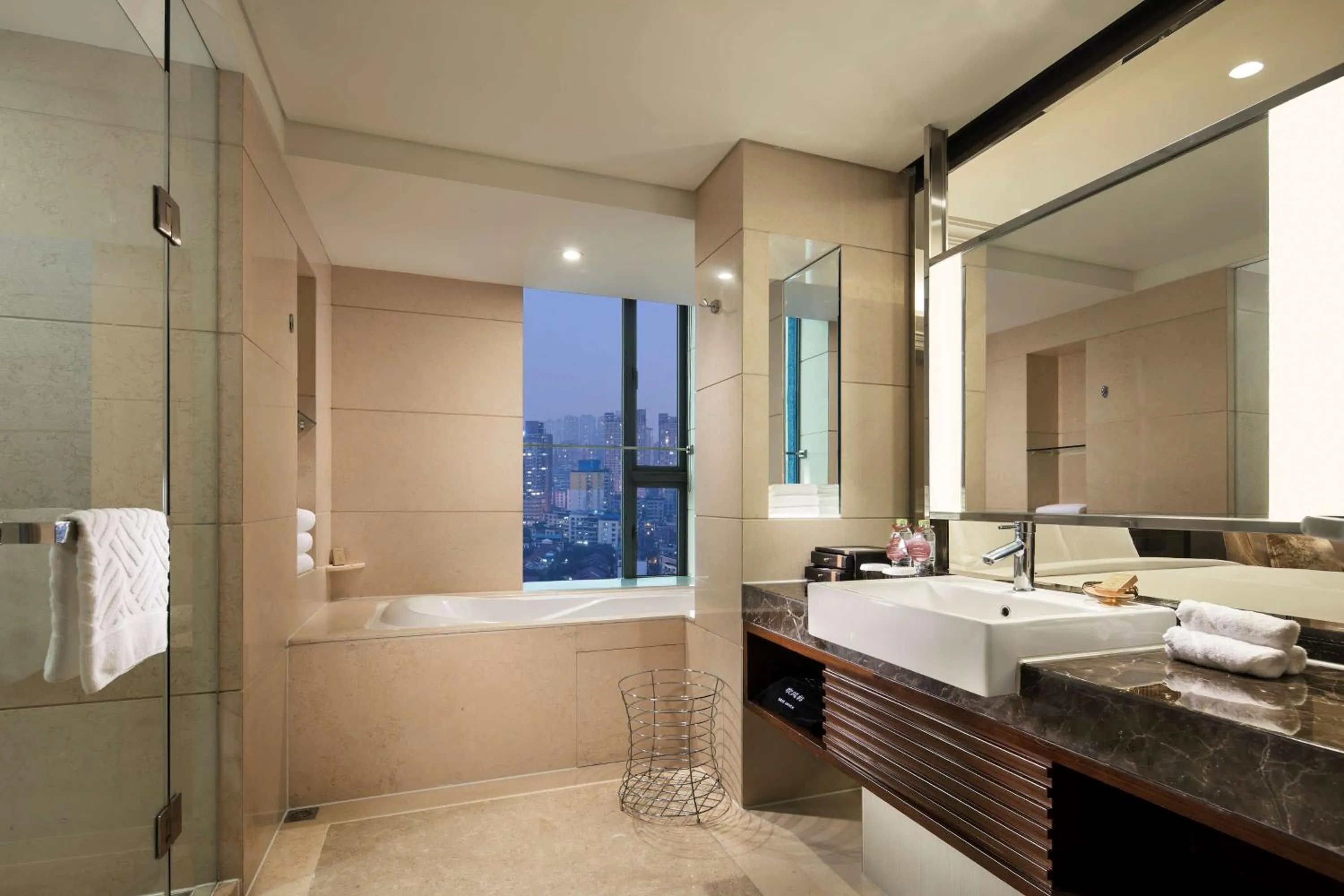 Bathroom in DoubleTree by Hilton Chongqing - Guanyinqiao railway station